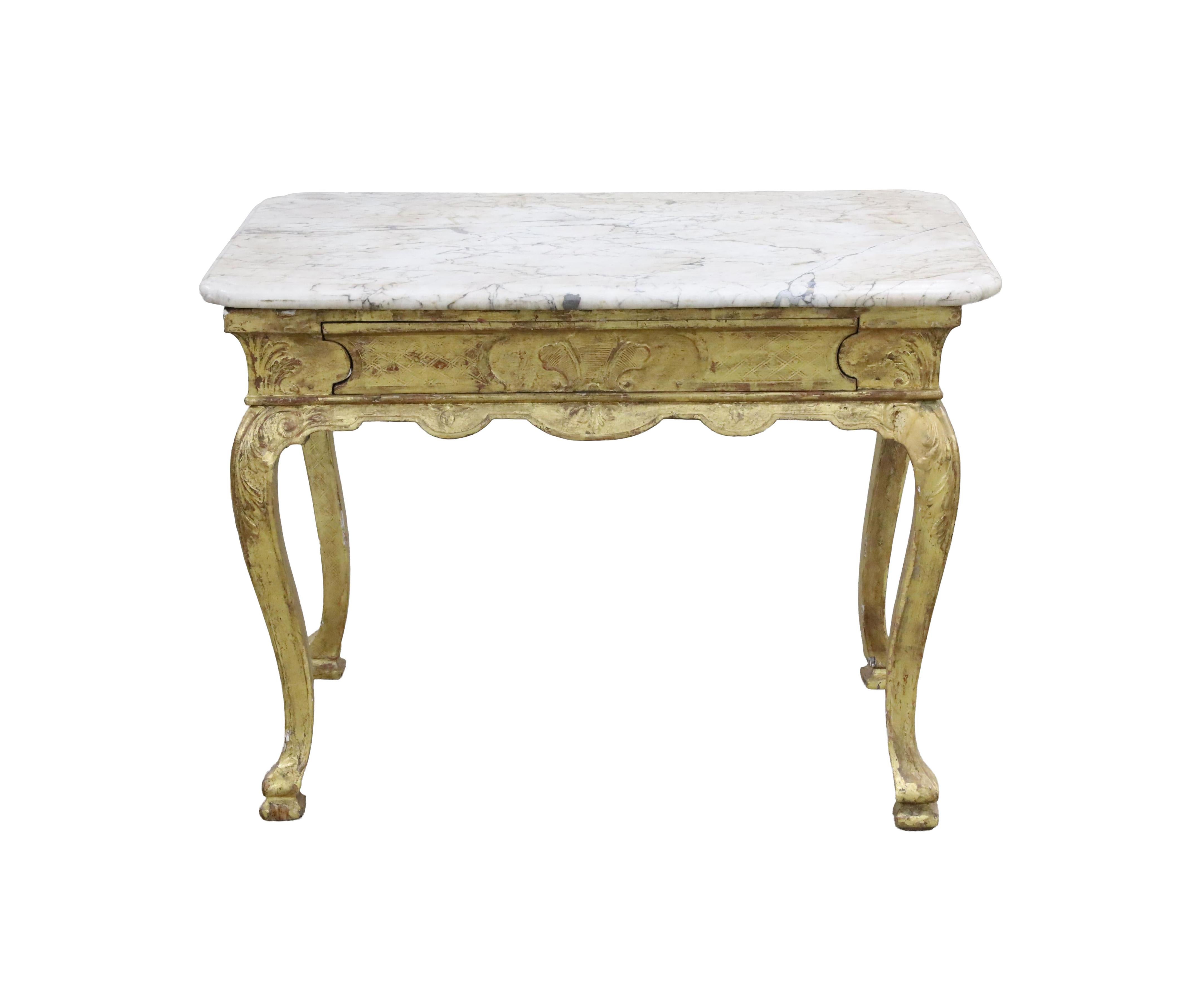 Consola de madera dorada Jorge I Mármol en venta