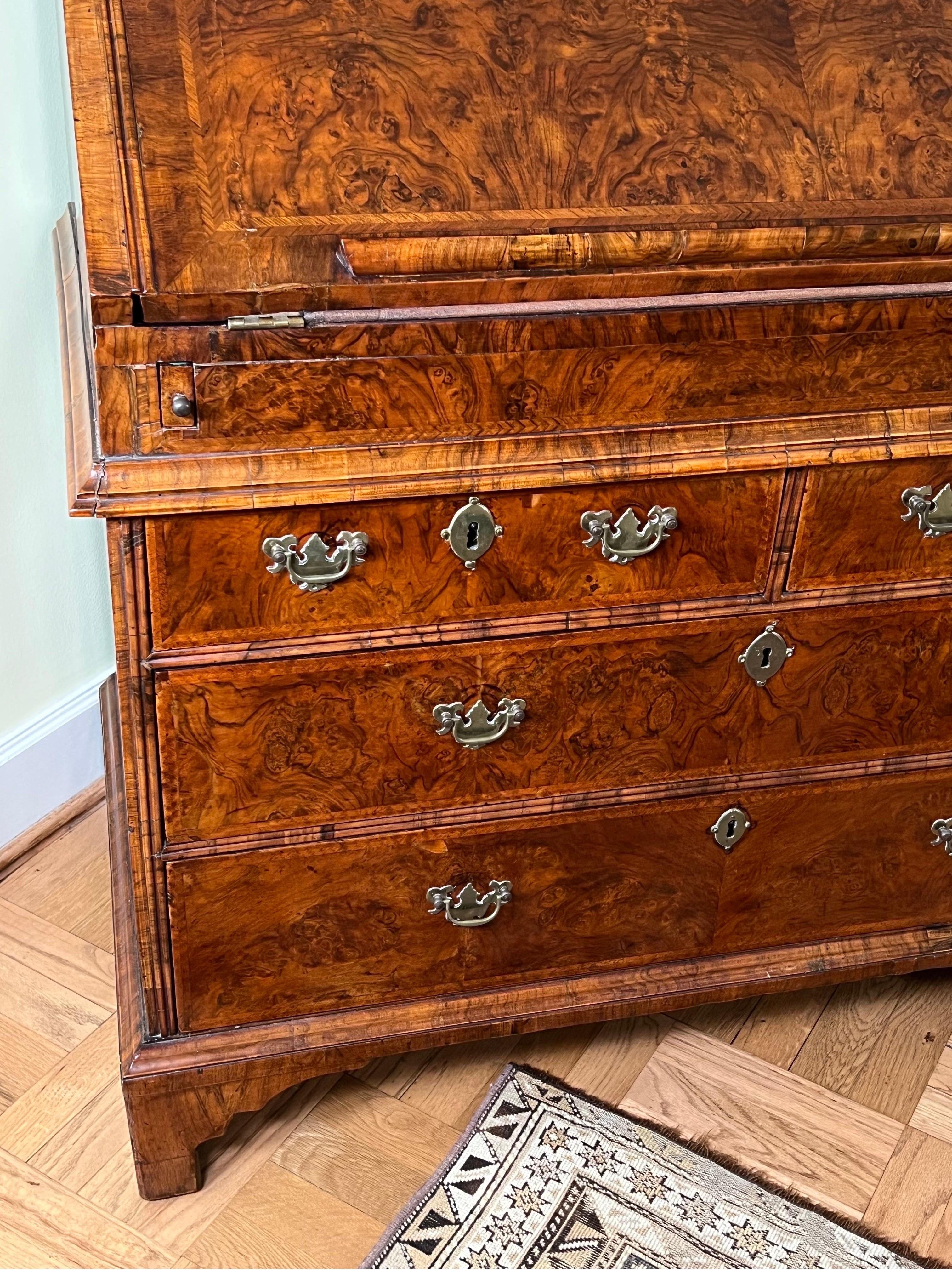 George I Inlaid Burl Walnut Double Done Bureau Bookcase circa 1720 For Sale 5