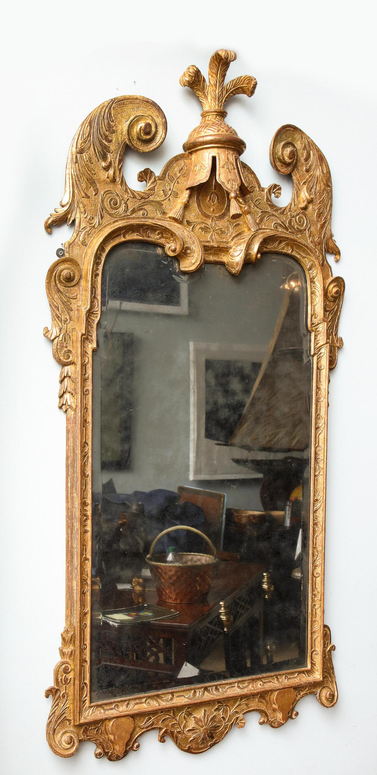 XVIIIe siècle Miroir George I à la manière de John Belchier en vente