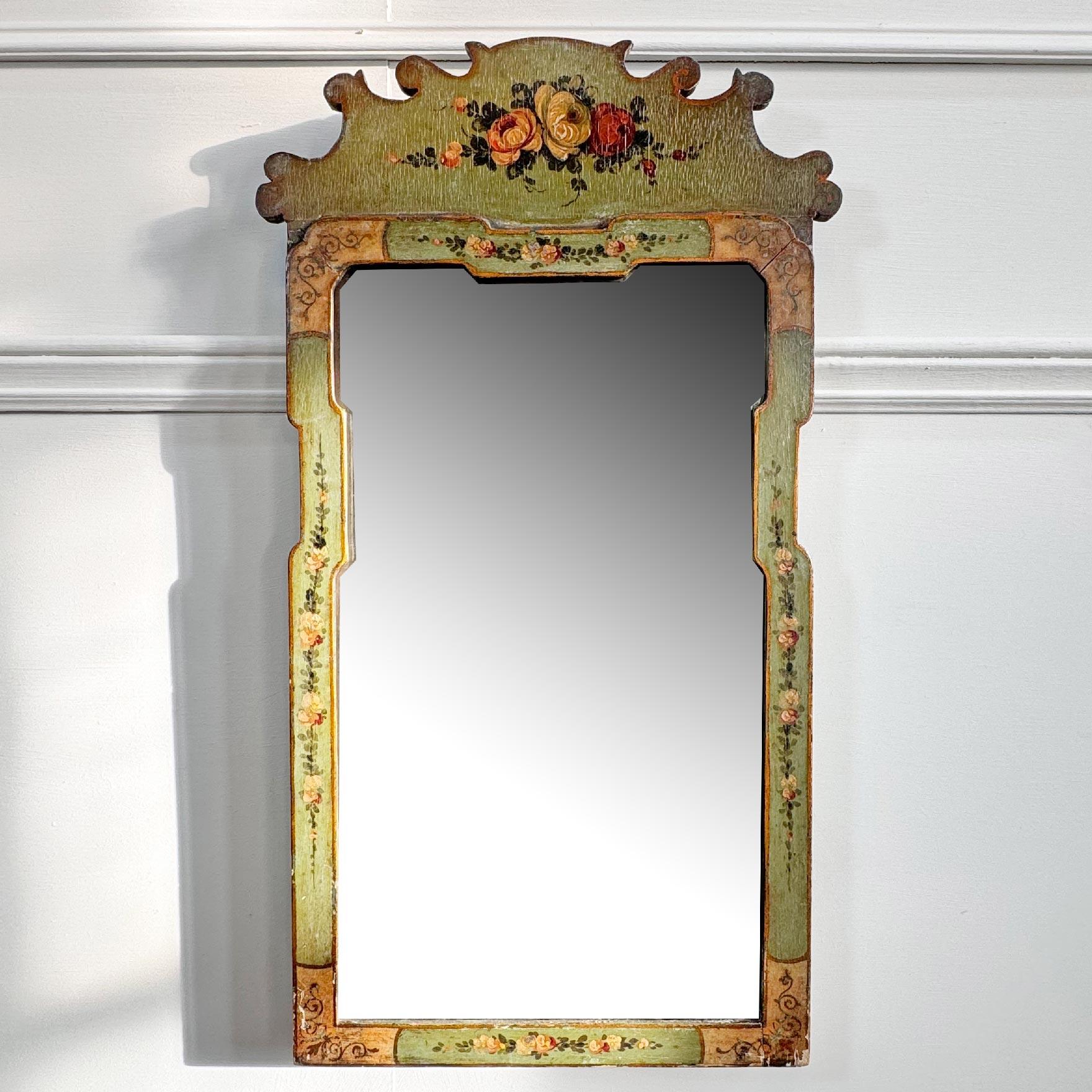 George I Painted and Gilt Wall Mirror In Good Condition For Sale In Hastings, GB