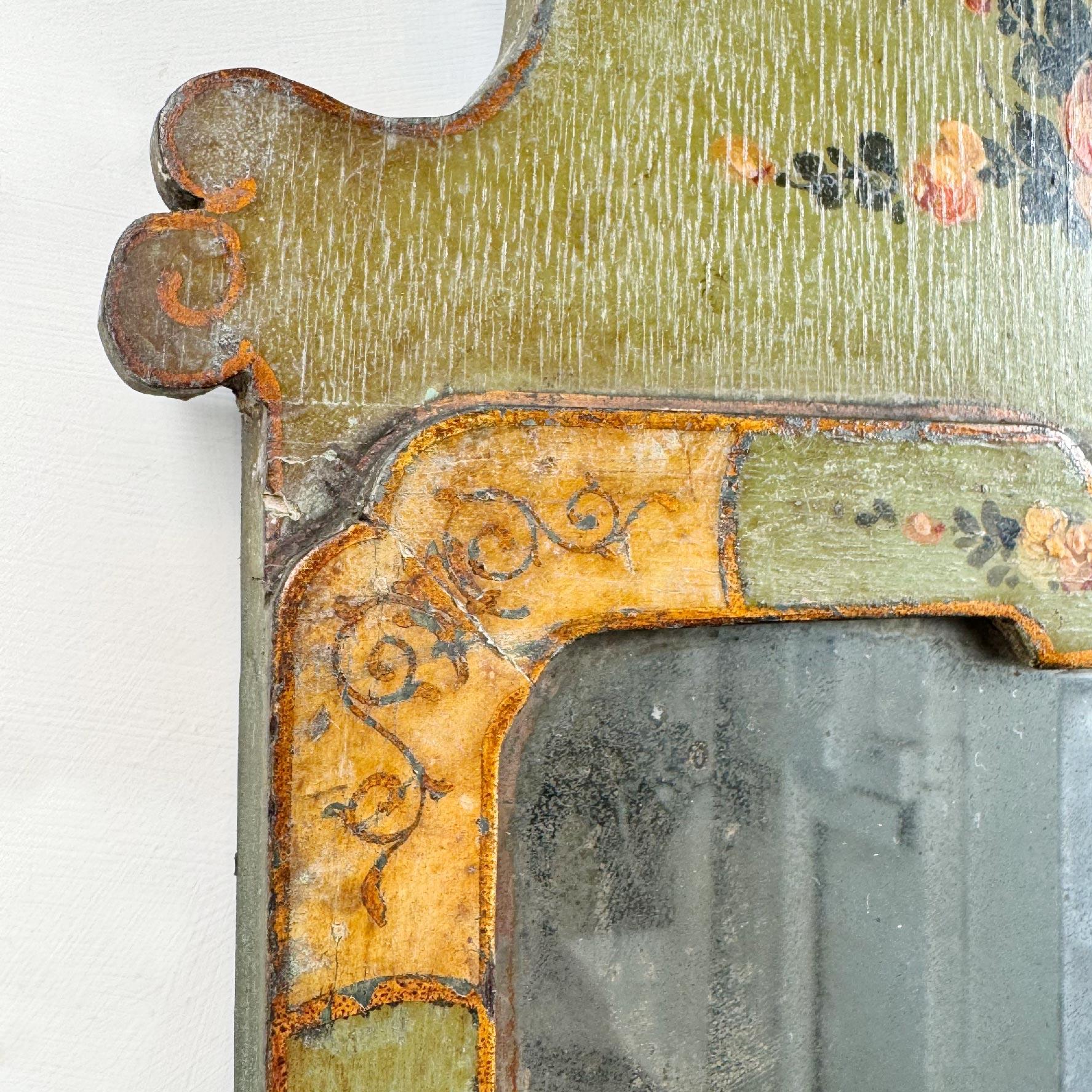 Miroir peint et doré George I en vente 1