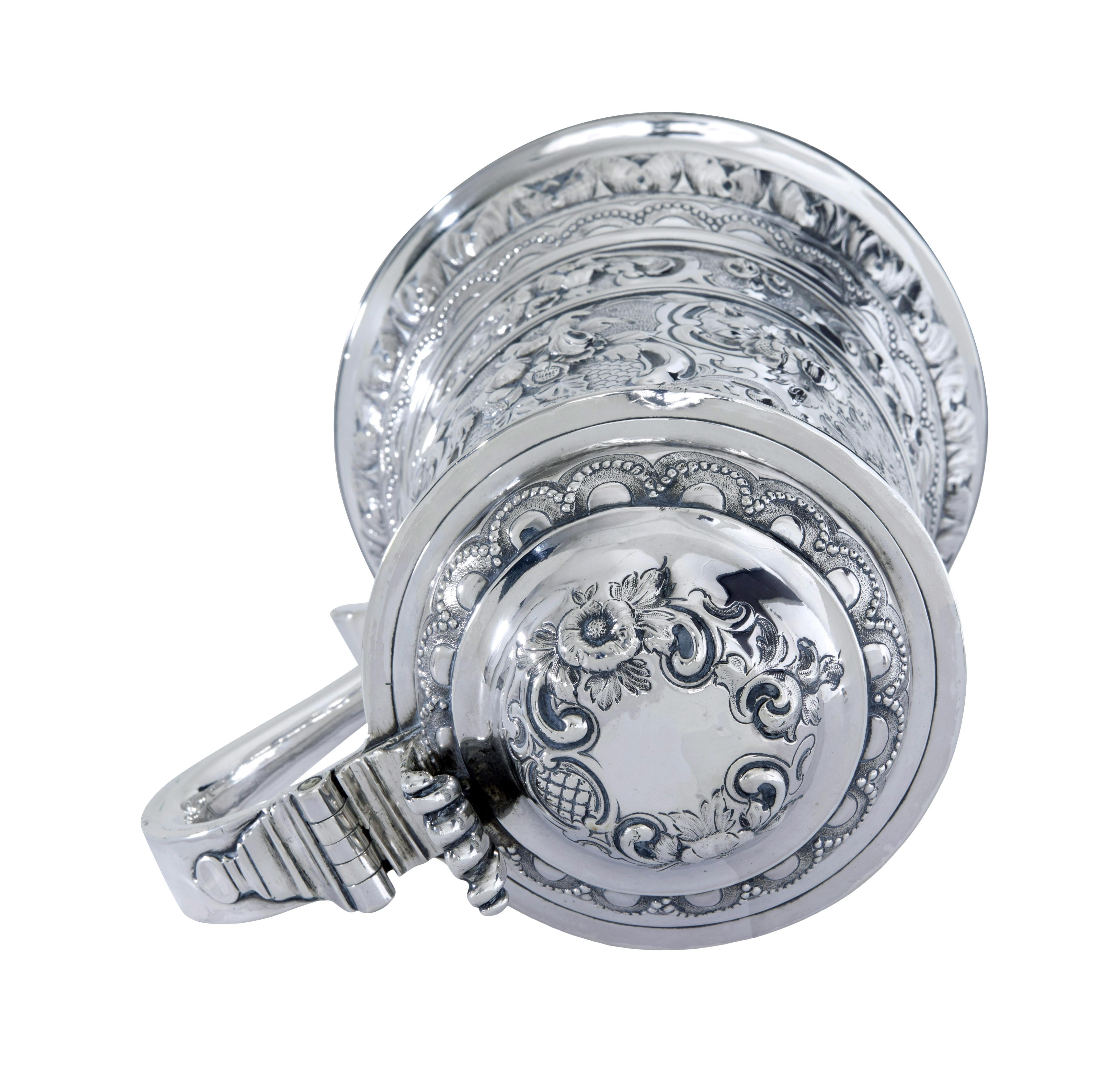 XVIII secolo Boccale con coperchio in argento rococò di George I di John Penfold in vendita
