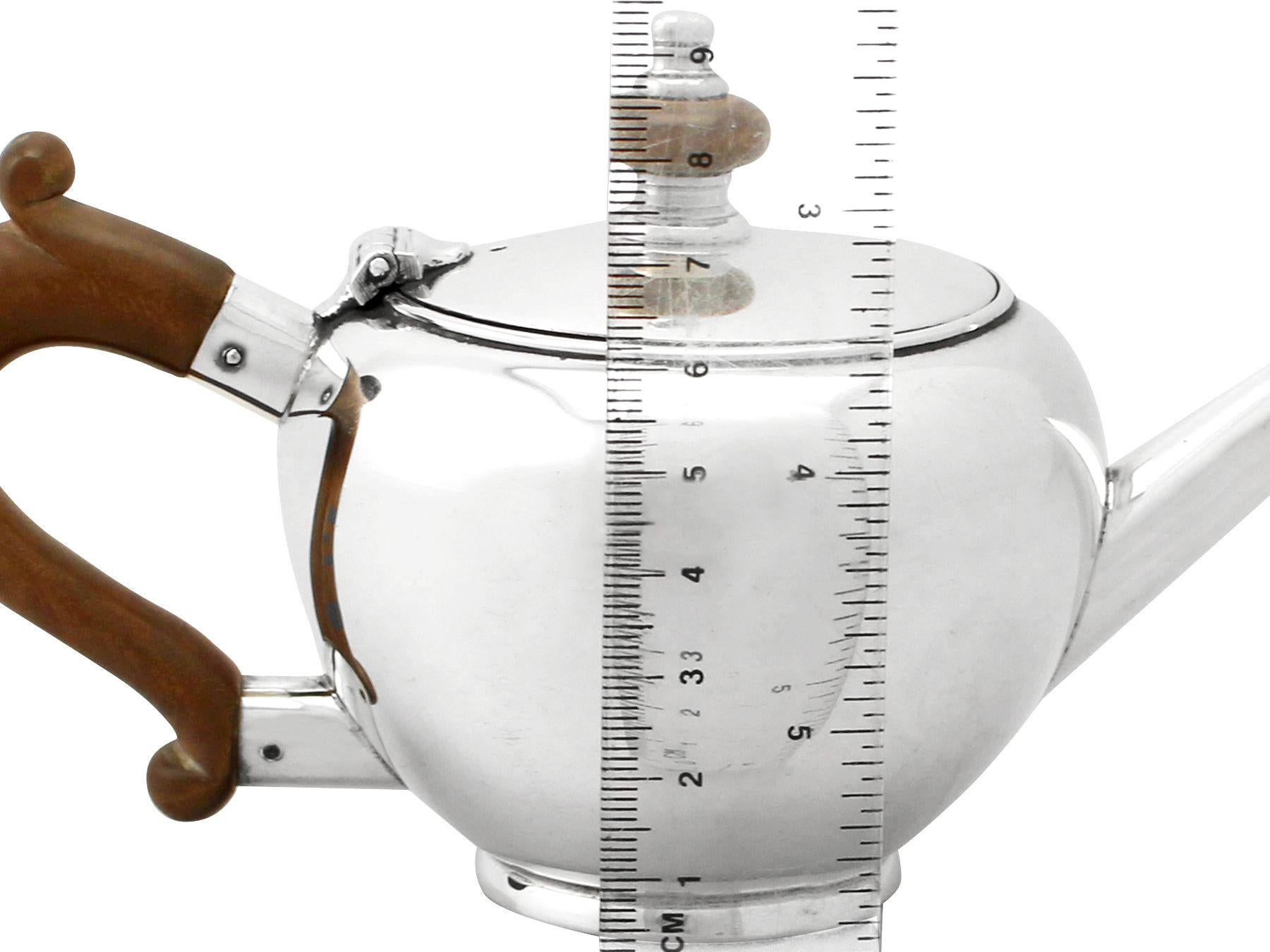 George I Style Vintage Sterling Silver Bachelor Teapot For Sale 2