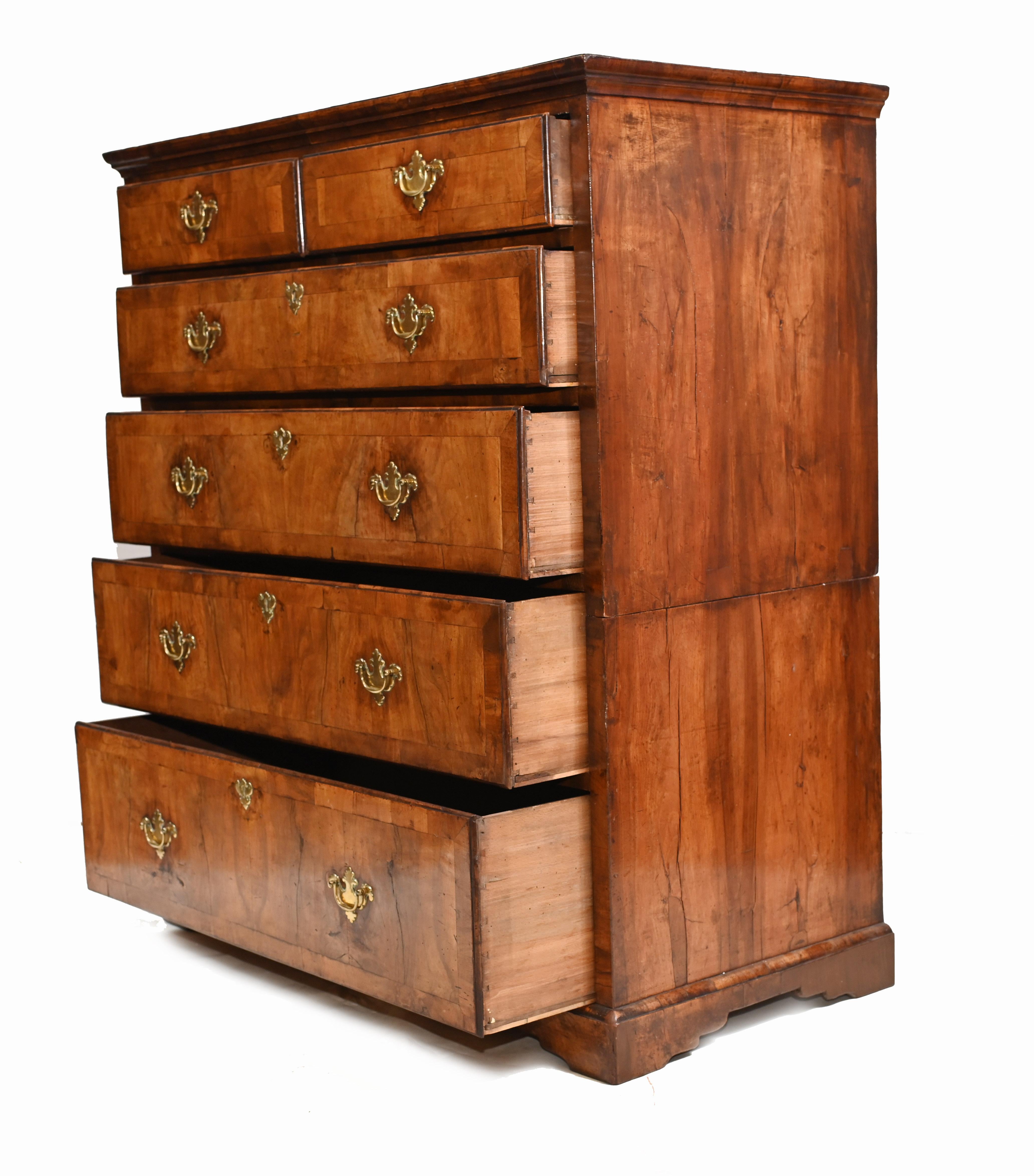 18th Century and Earlier George I Walnut Chest Drawers Antique 1720 For Sale