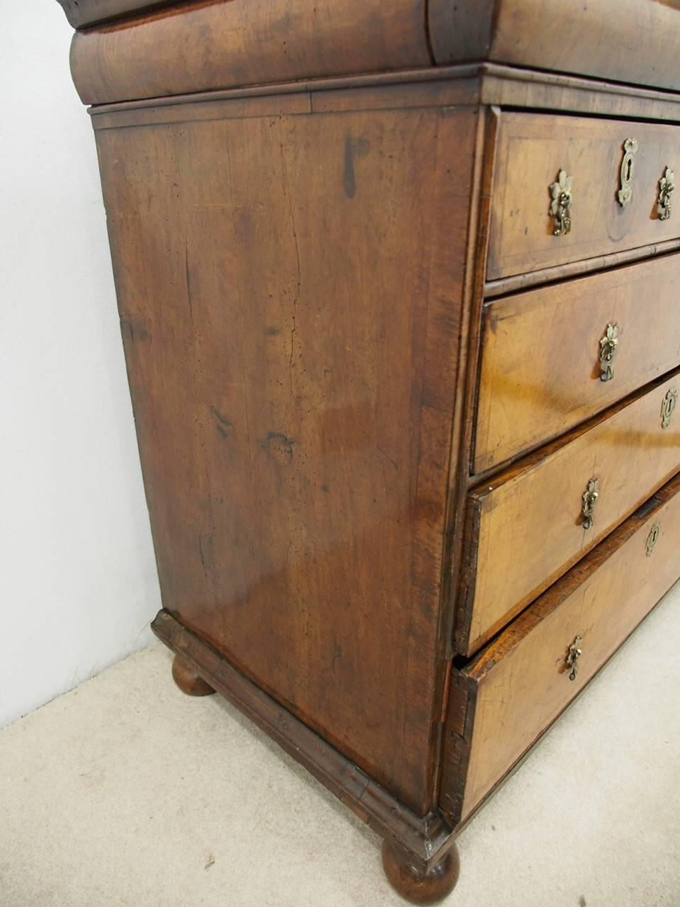 George I Walnut Chest of Drawers In Good Condition In Edinburgh, GB