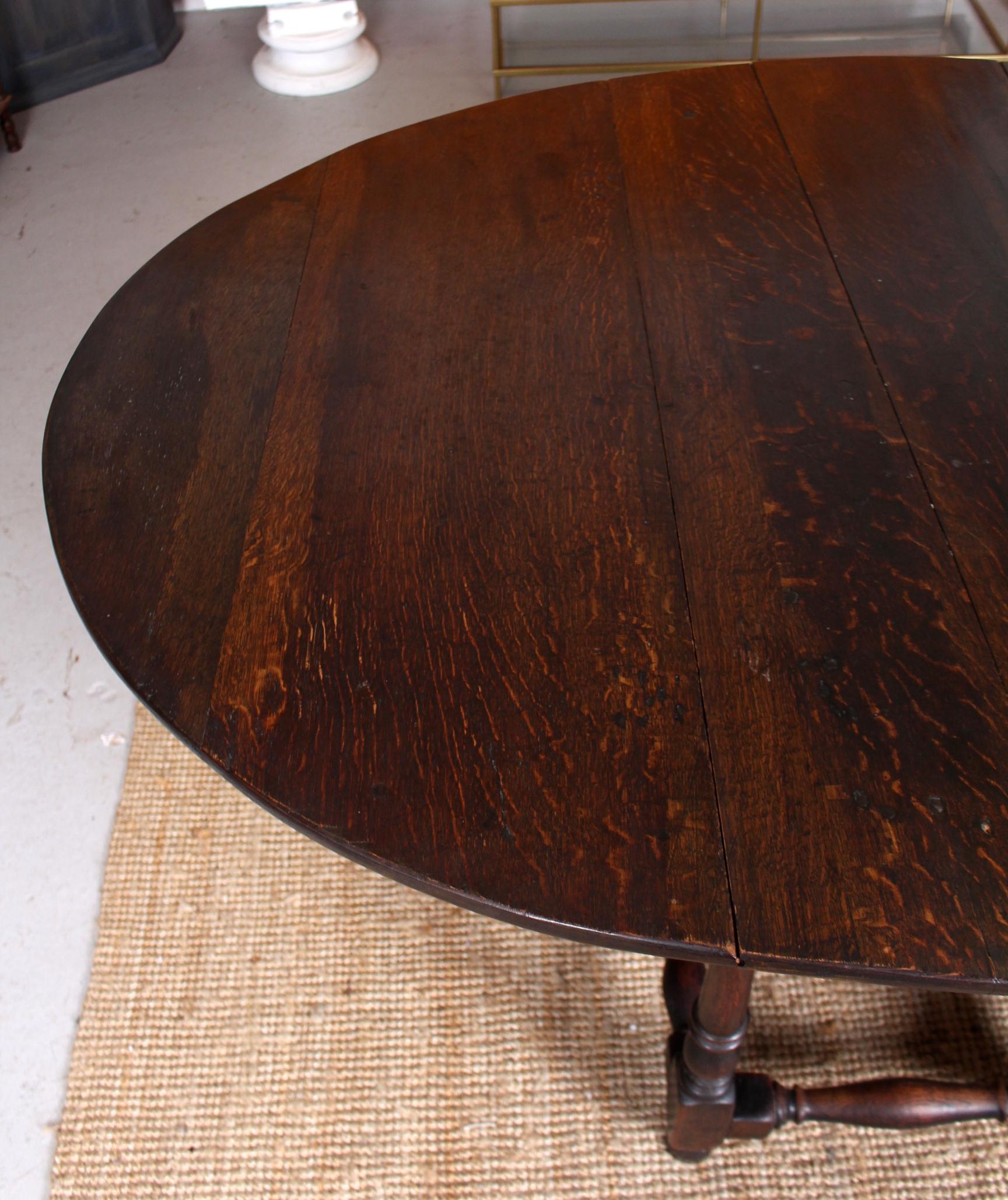 George II 18th Century Oak Gateleg Dining Table English For Sale 10