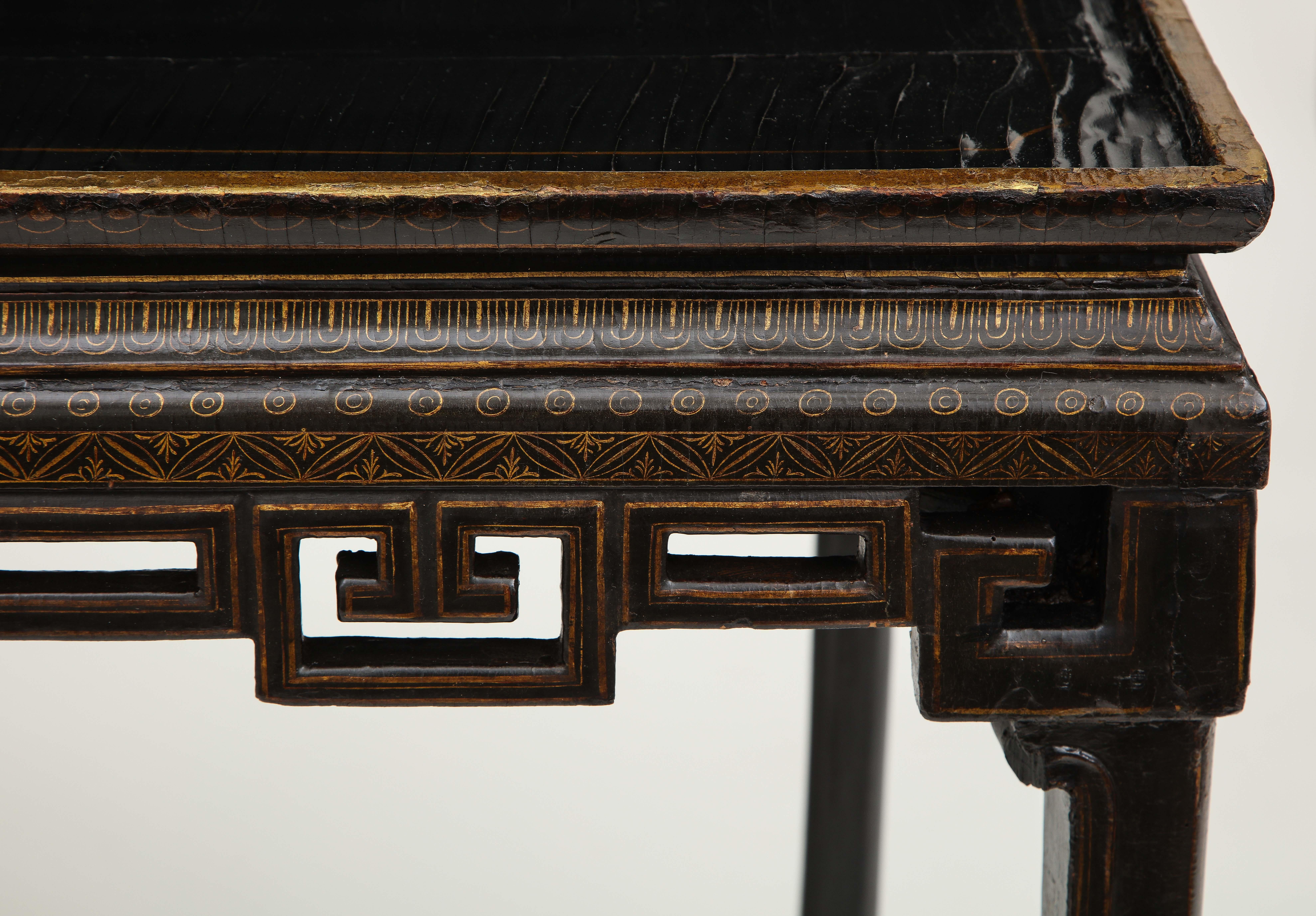 George II Black and Gilt Japanned Center Table In Good Condition In New York, NY