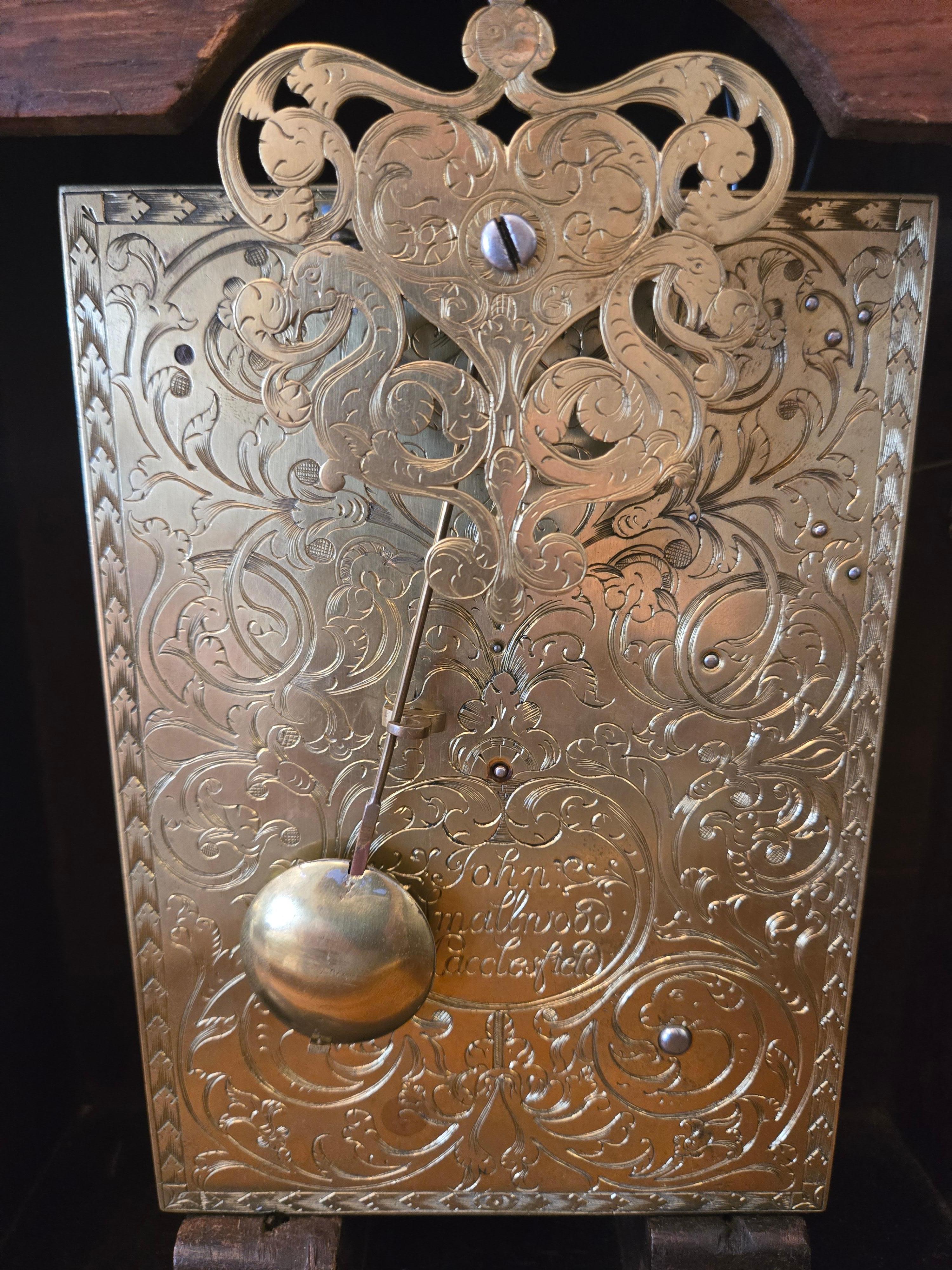 George II Burr Walnut Bracket / Mantel Clock For Sale 4