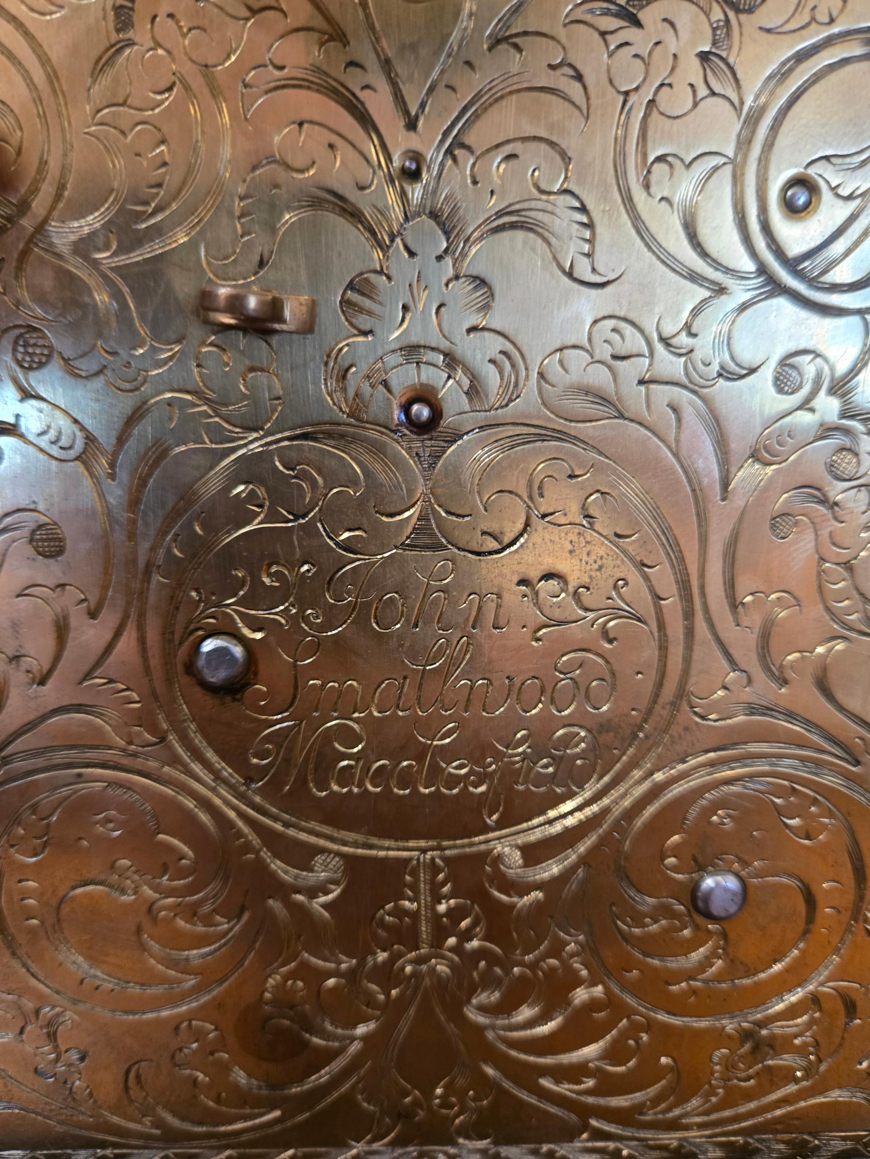Mid-18th Century George II Burr Walnut Bracket / Mantel Clock For Sale