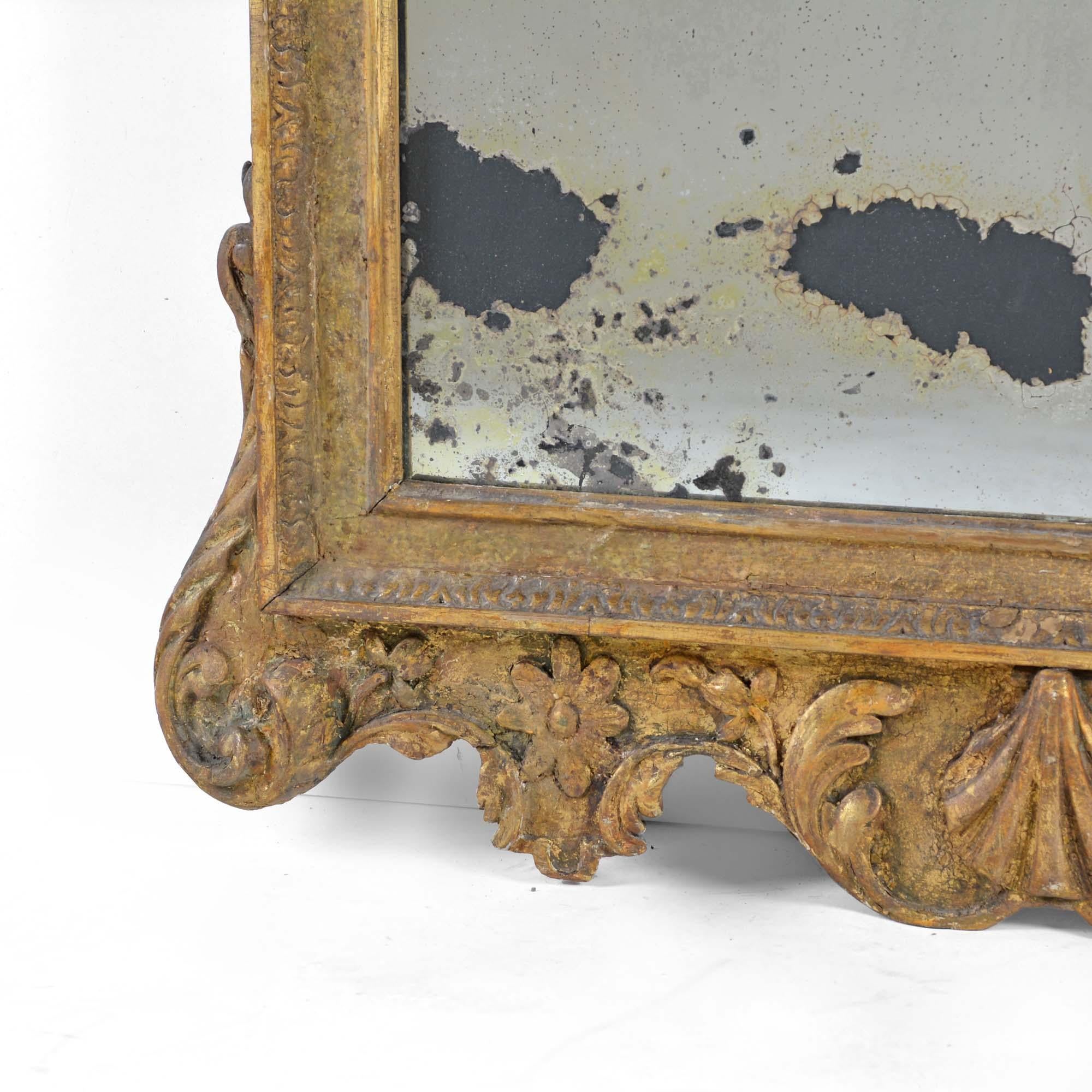 Miroir George II en bois sculpté et doré en vente 2