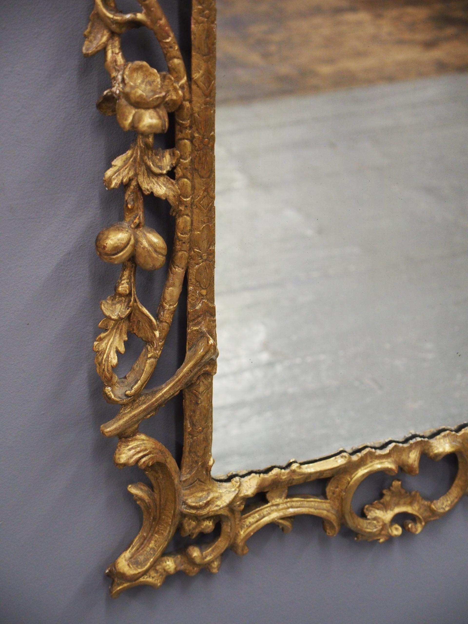 George II Carved Giltwood Mirror For Sale 4