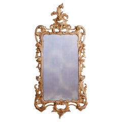 Miroir rococo en bois doré sculpté George II
