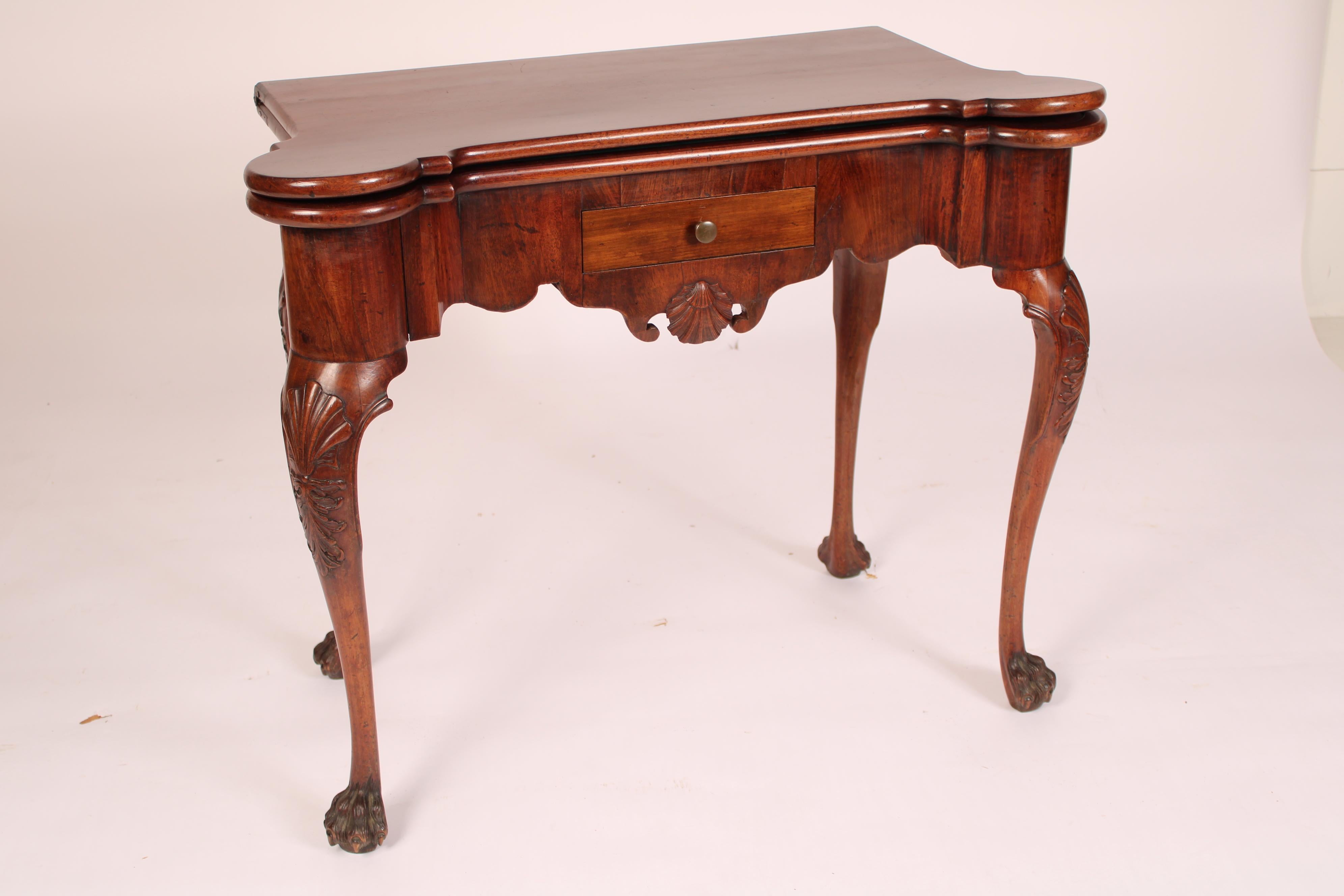 George II Carved Mahogany Games Table In Good Condition For Sale In Laguna Beach, CA