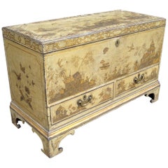 George II Chinoiserie Cream and Gilt Lacquered Silver Chest / Mule Chest
