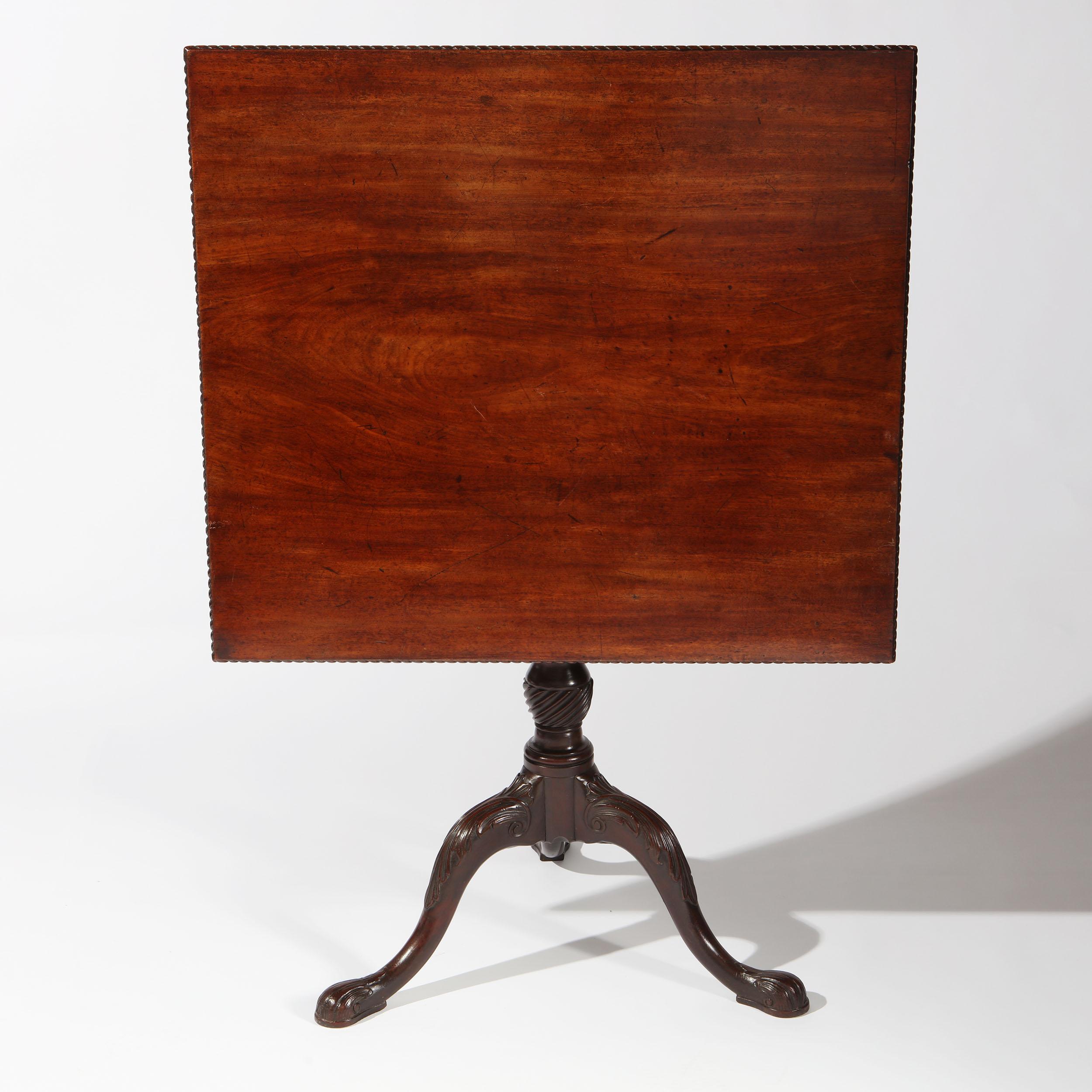 George II Chippendale Mahogany Tripod Table For Sale 1
