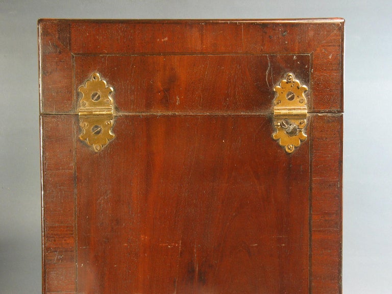 George II Cross Banded Mahogany Cutlery Box, circa 1760 For Sale 4