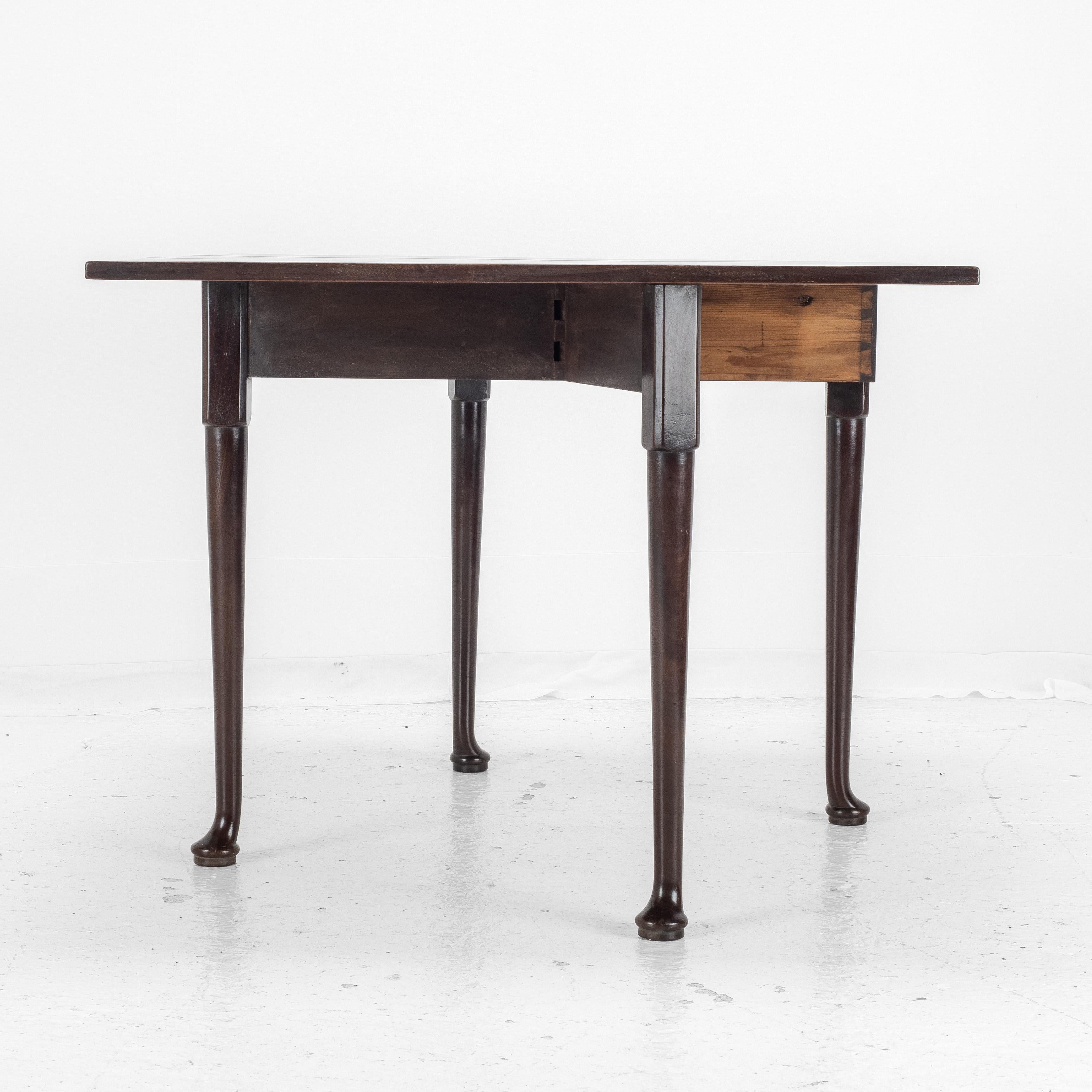 Mesa de Comedor de Caoba Jorge II con Pequeña Hoja Caída y Pie Acolchado c1740 (Georgian Side) en venta 7
