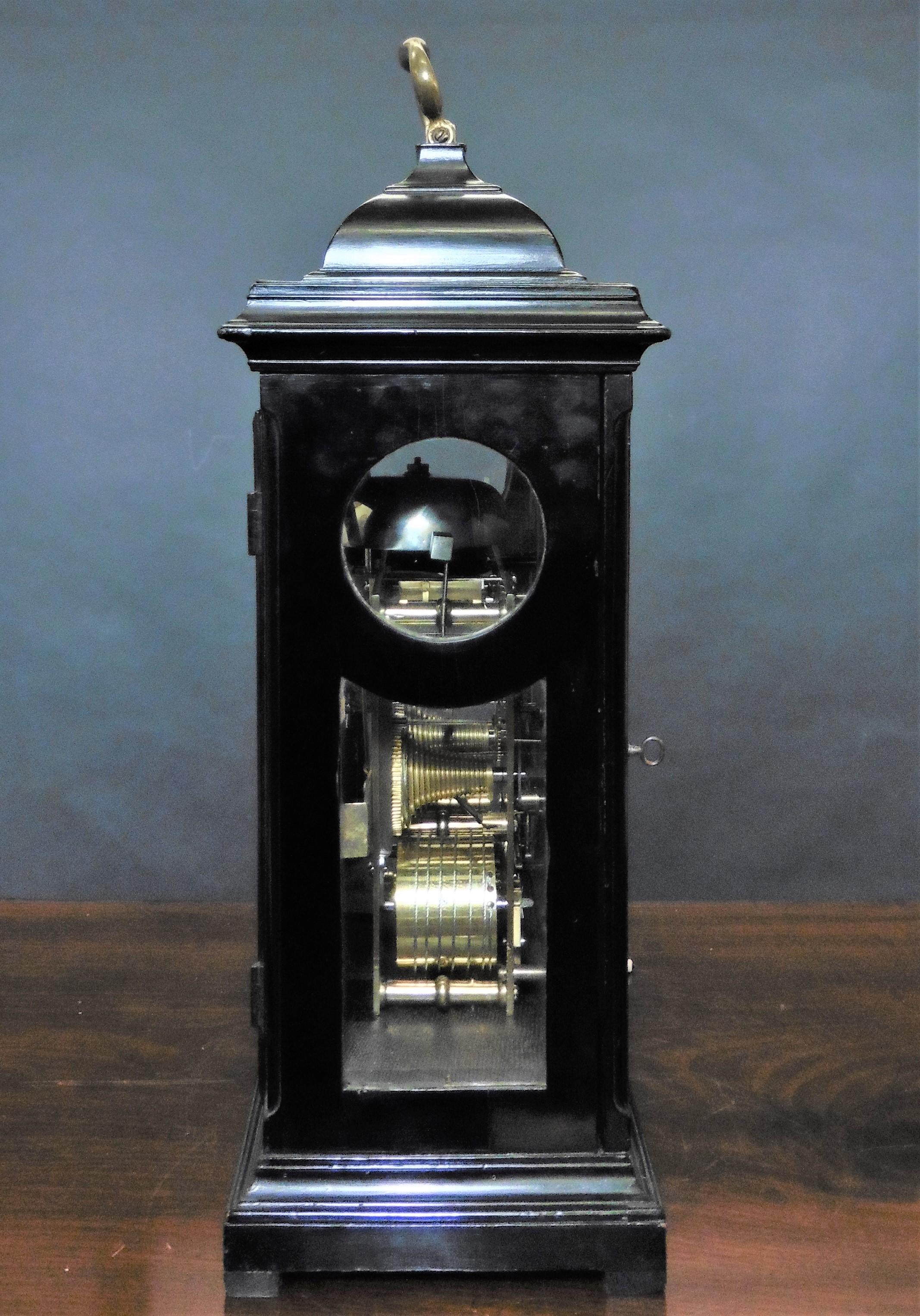 Ébénisé Horloge de chevalet anglaise George II en bois d'ébène de Thomas Wagstaffe, Londres en vente