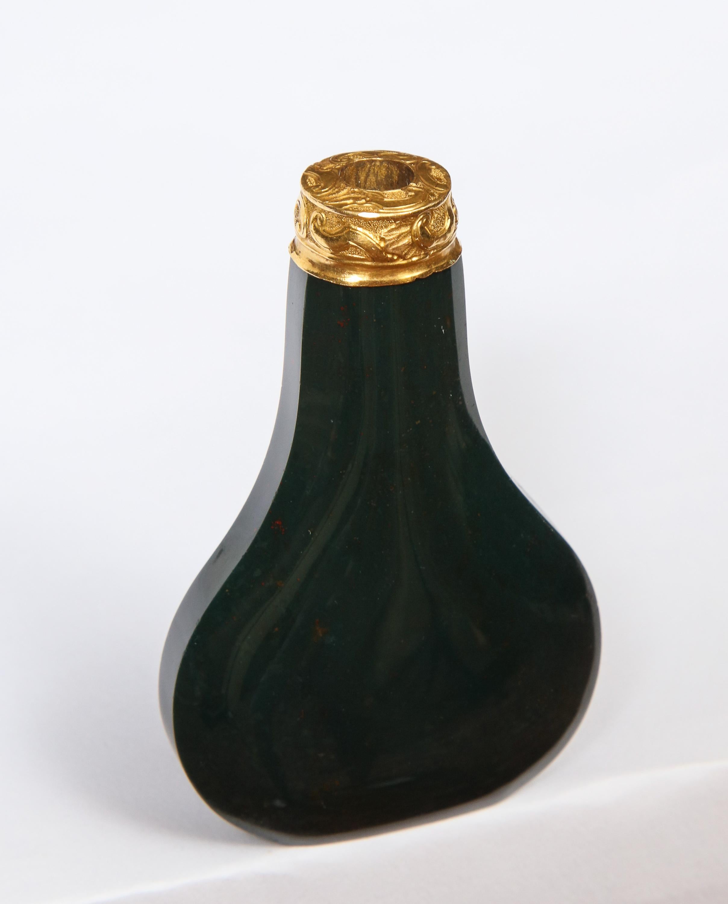 18th Century and Earlier George II English 18 Karat Gold and Bloodstone Perfume Bottle