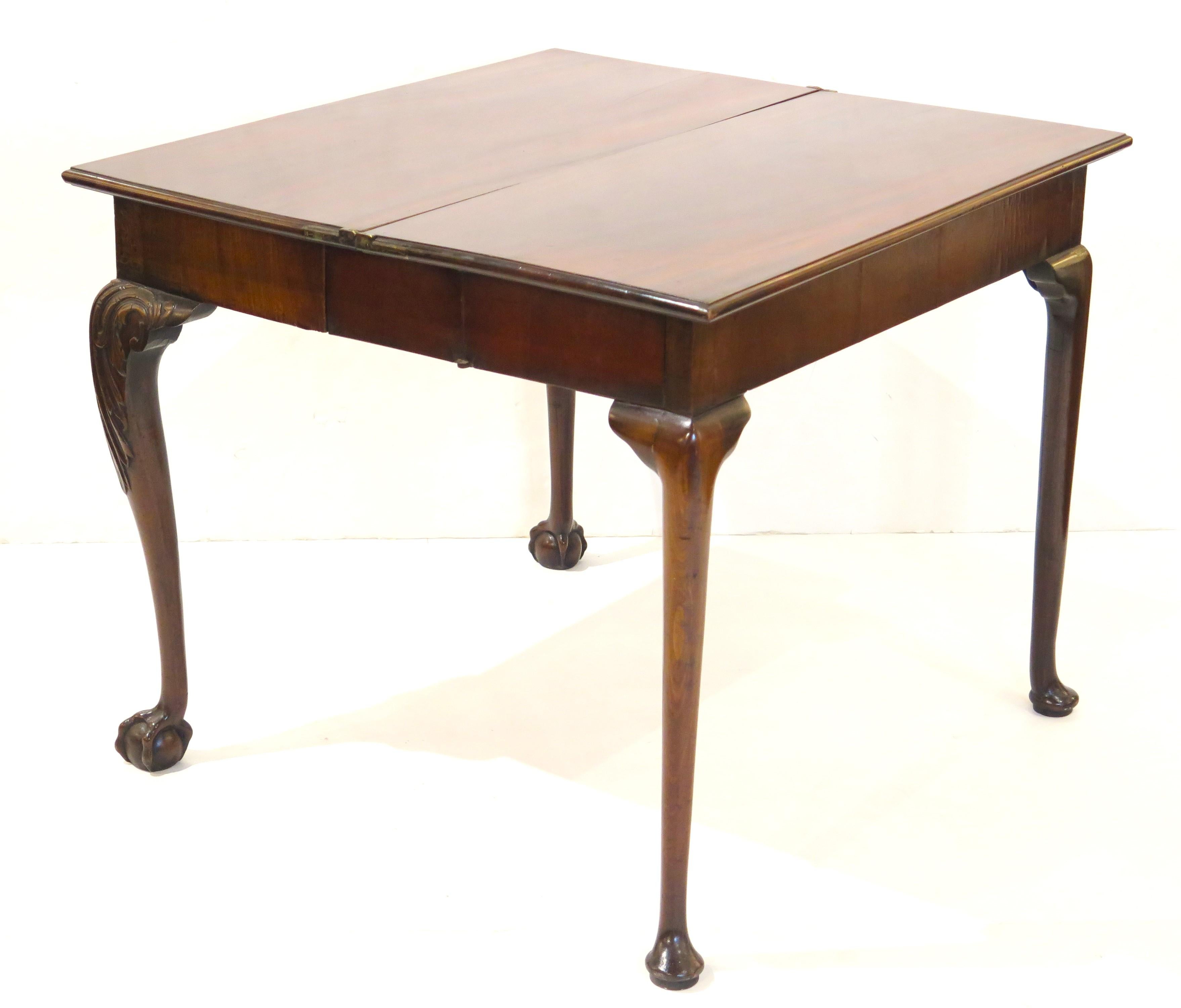 18th Century George II Mahogany Card / Tea Table with Concertina Action For Sale