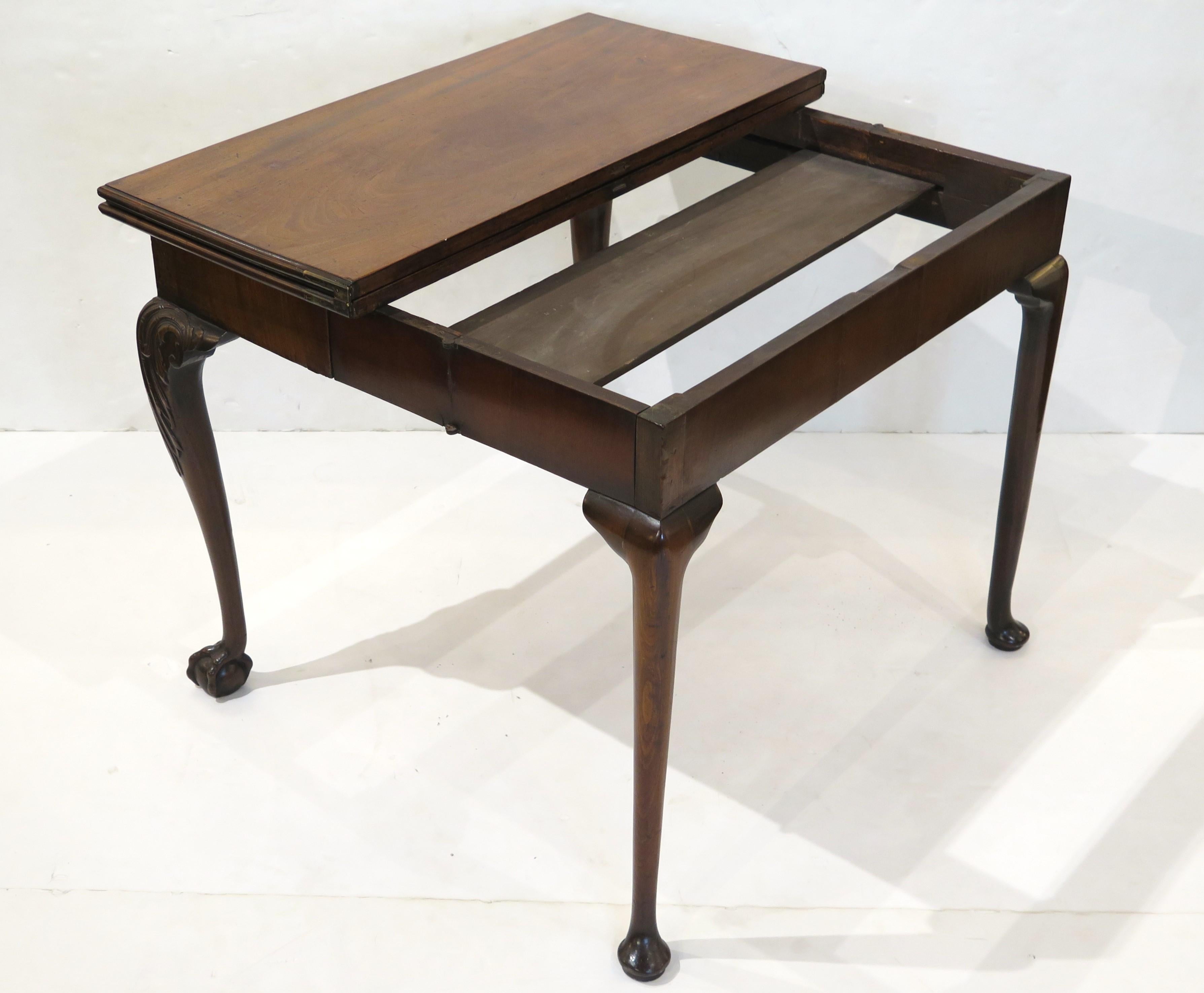 George II Mahogany Card / Tea Table with Concertina Action For Sale 1