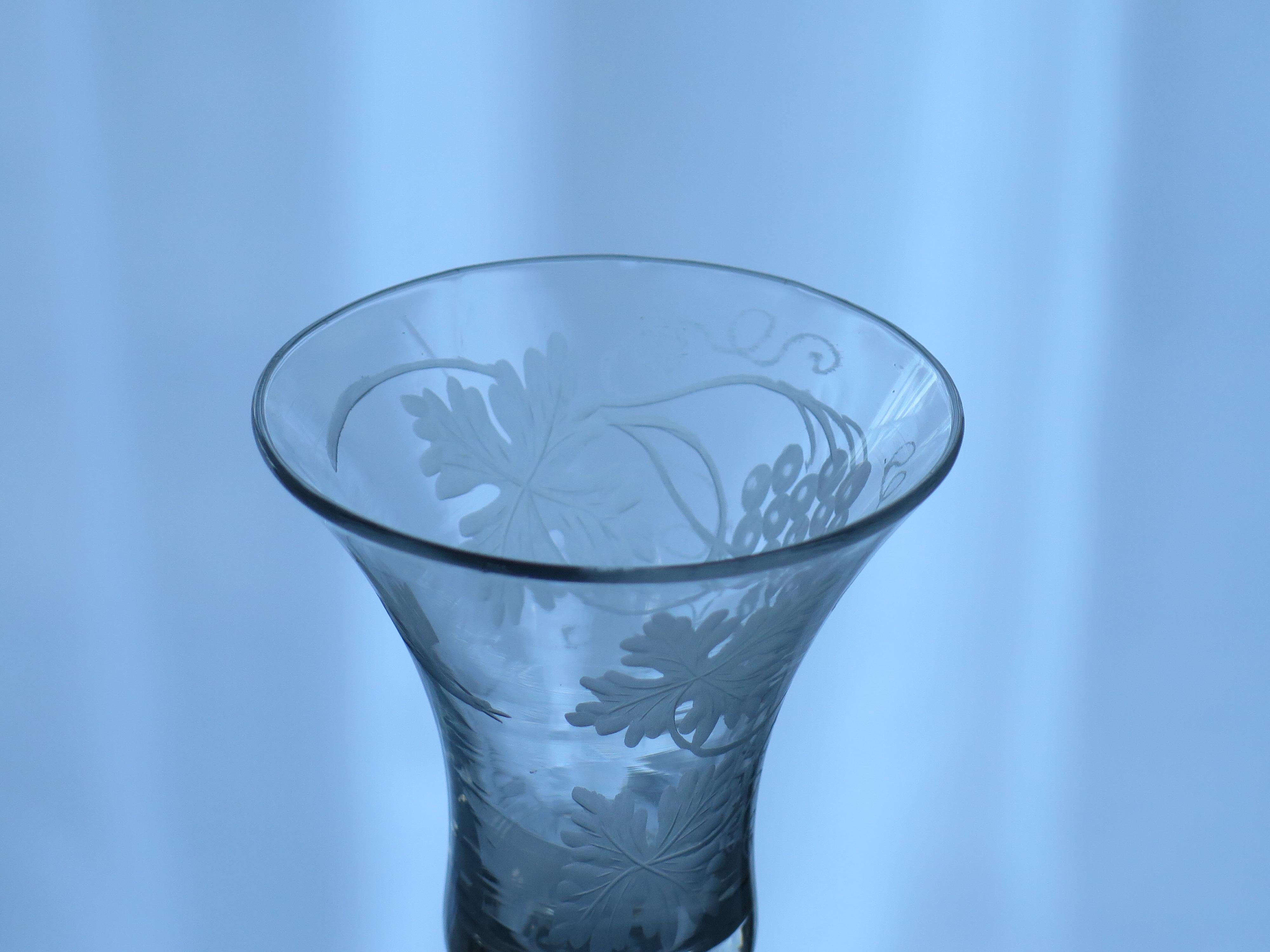George II English Wine Drinking Glass Engraved Bell Bowl Hand Blown, Circa 1745 For Sale 5
