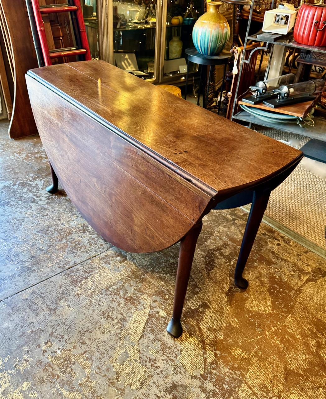George II Gateleg Dining Table For Sale 6
