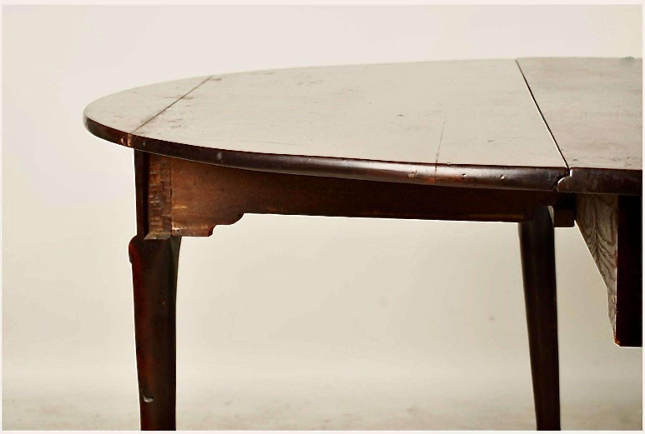 Mesa de comedor George II Gateleg Inglés en venta