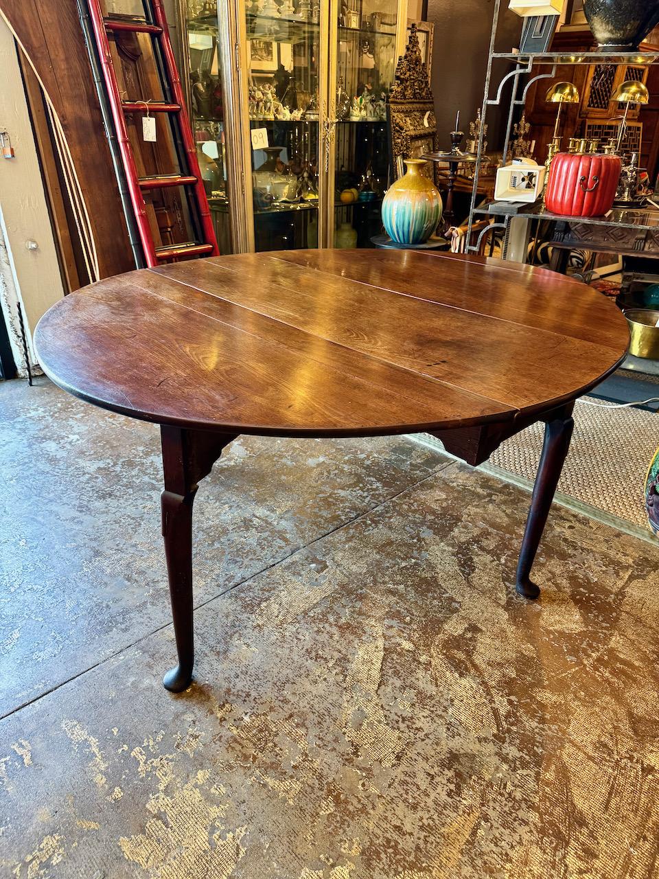 George II Gateleg Dining Table For Sale 2