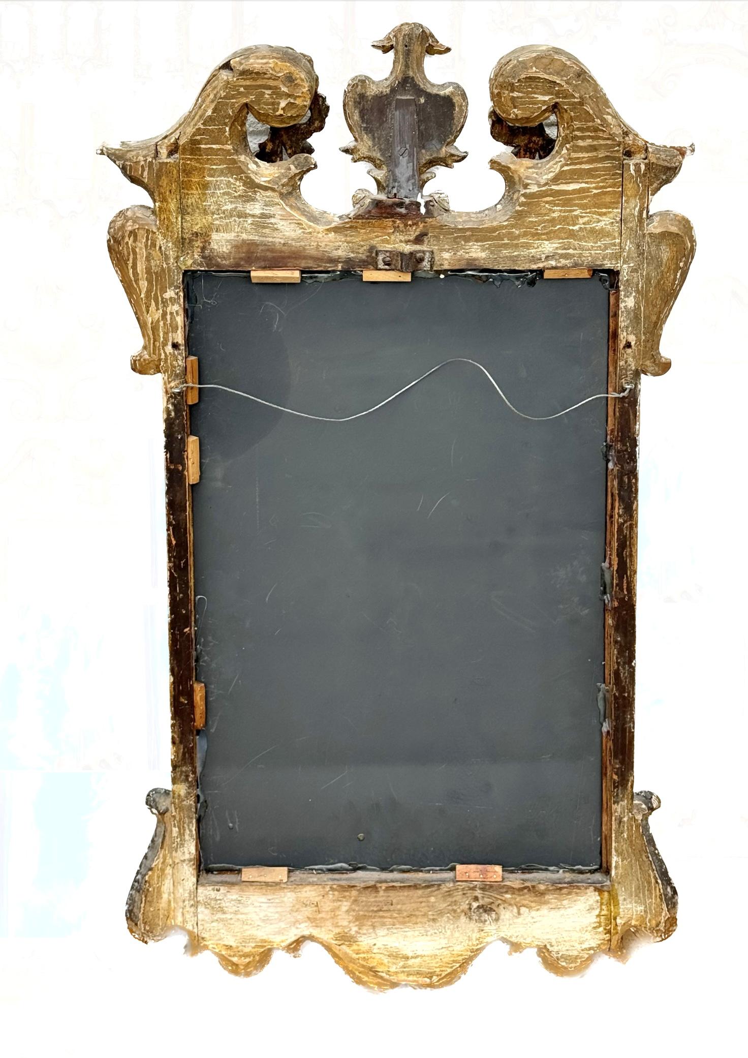 George II Giltwood Framed Mirror In Good Condition For Sale In Bradenton, FL
