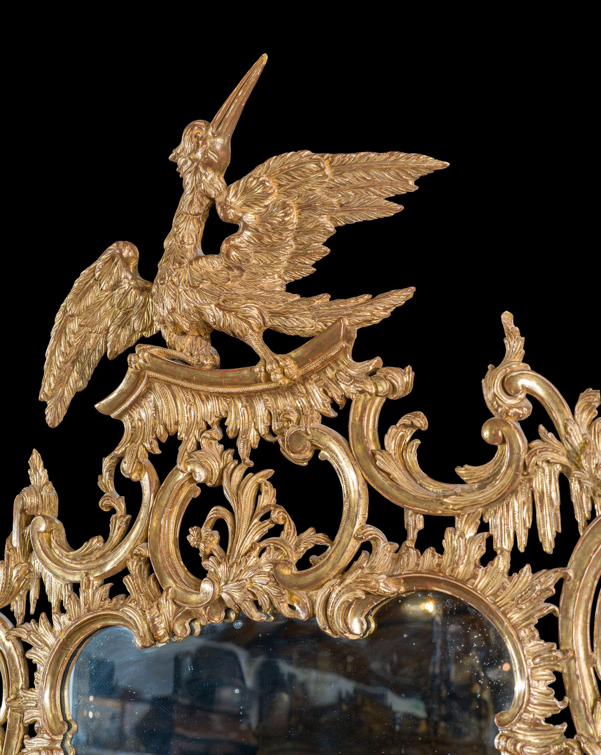 George II Miroir en bois doré à la manière de Thomas Johnson en vente
