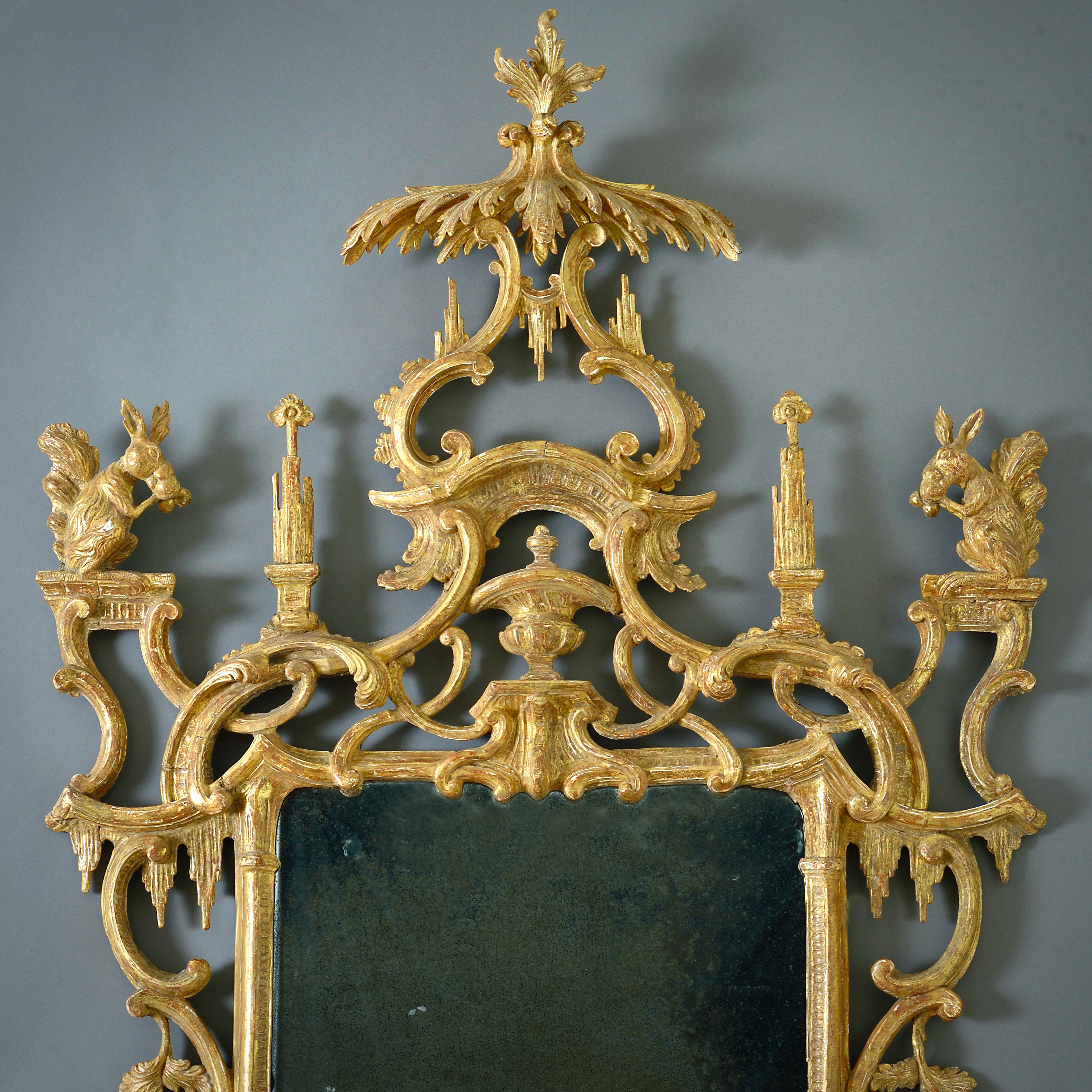 XVIIIe siècle et antérieur Miroir à écureuil en bois doré George II en vente