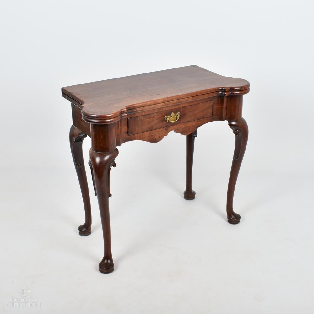 18th Century and Earlier George II Irish Mahogany Fold-Out Card Table, Circa 1780 For Sale