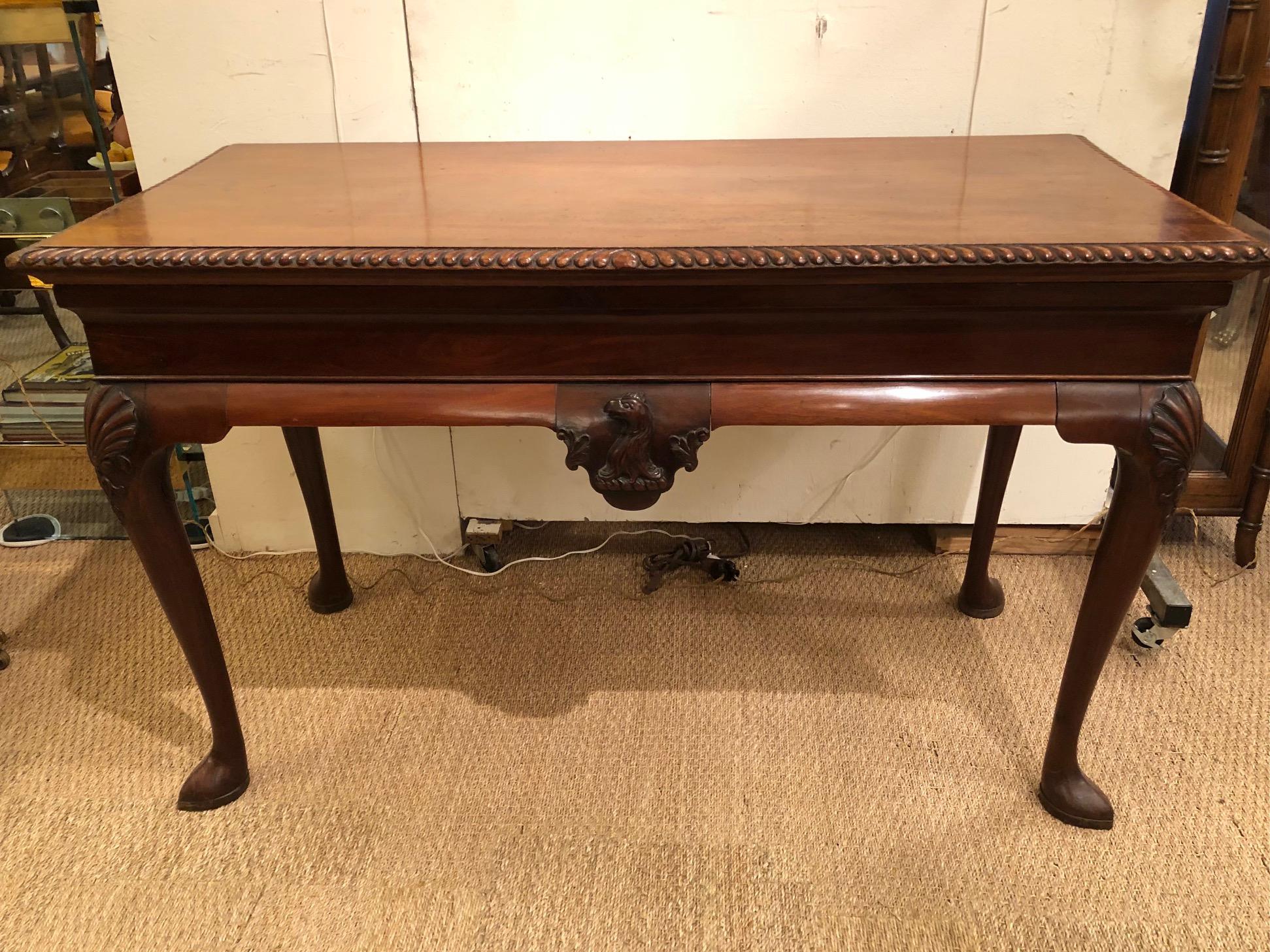 George II Irish Serving Table with Crest, a Cock's Head Erased 5