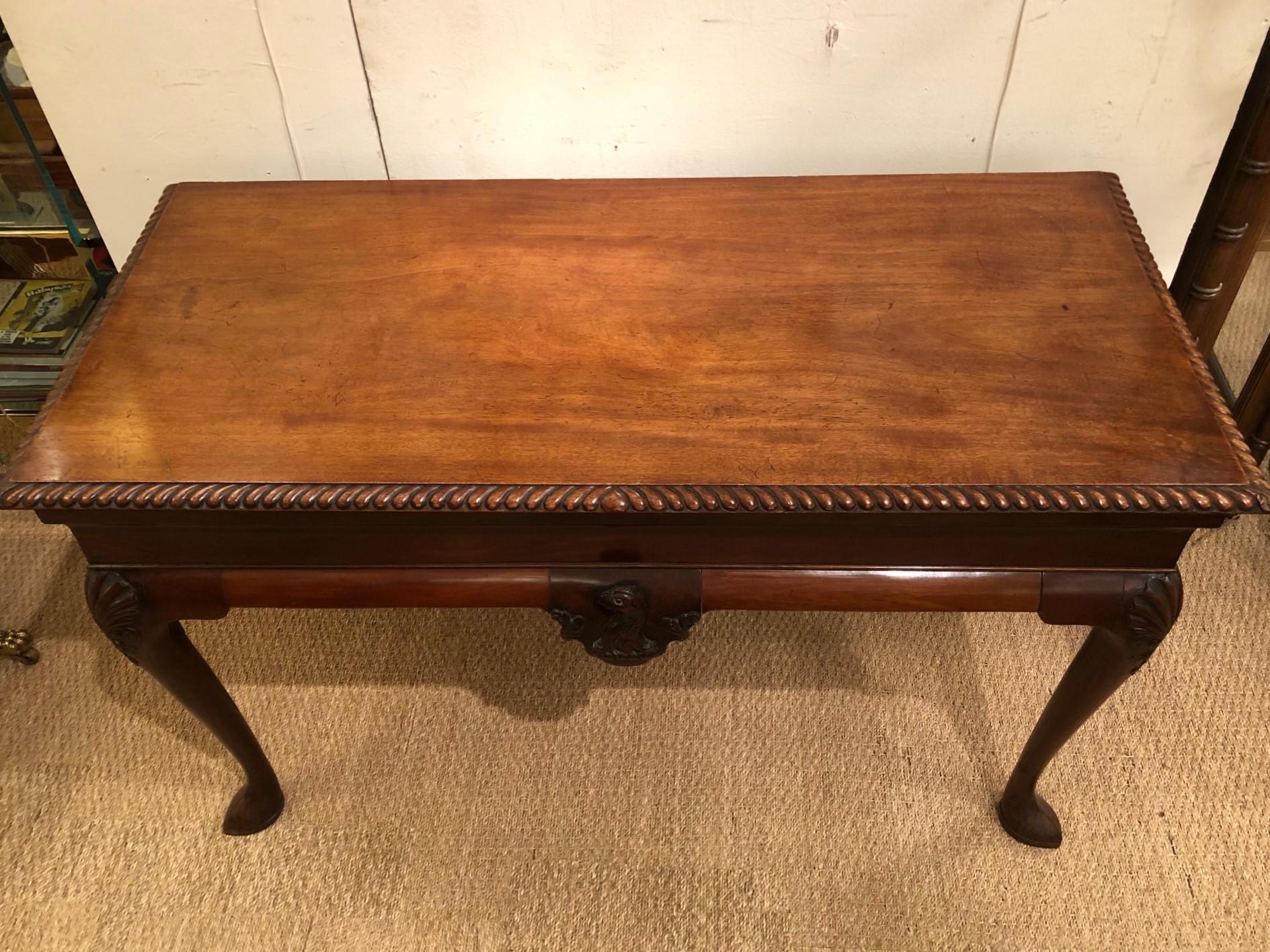 George II Irish Serving Table with Crest, a Cock's Head Erased 6