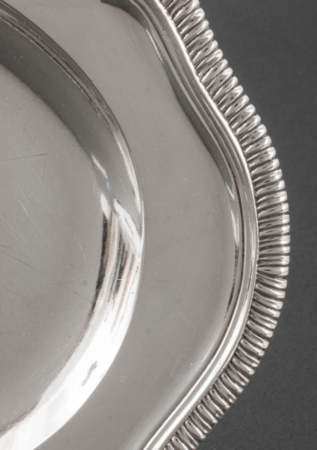 George II Irish Sterling Silver Tray, 1735 In Good Condition In New York, NY