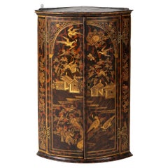 George II Japanned and Gilt Hanging Corner Cabinet, circa 1730