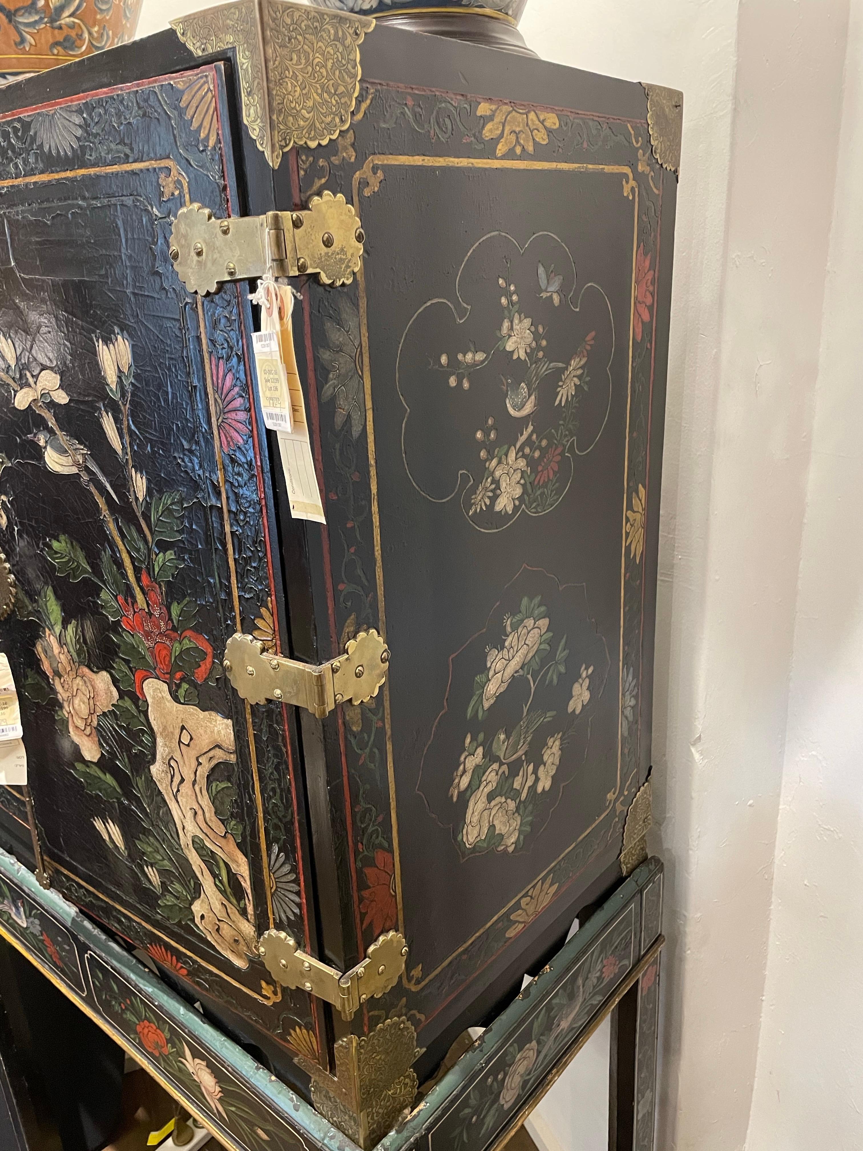 Gabinetto Coromandel cinese e in ottone laccato di Giorgio II su piedistallo, XVIII secolo in vendita 1