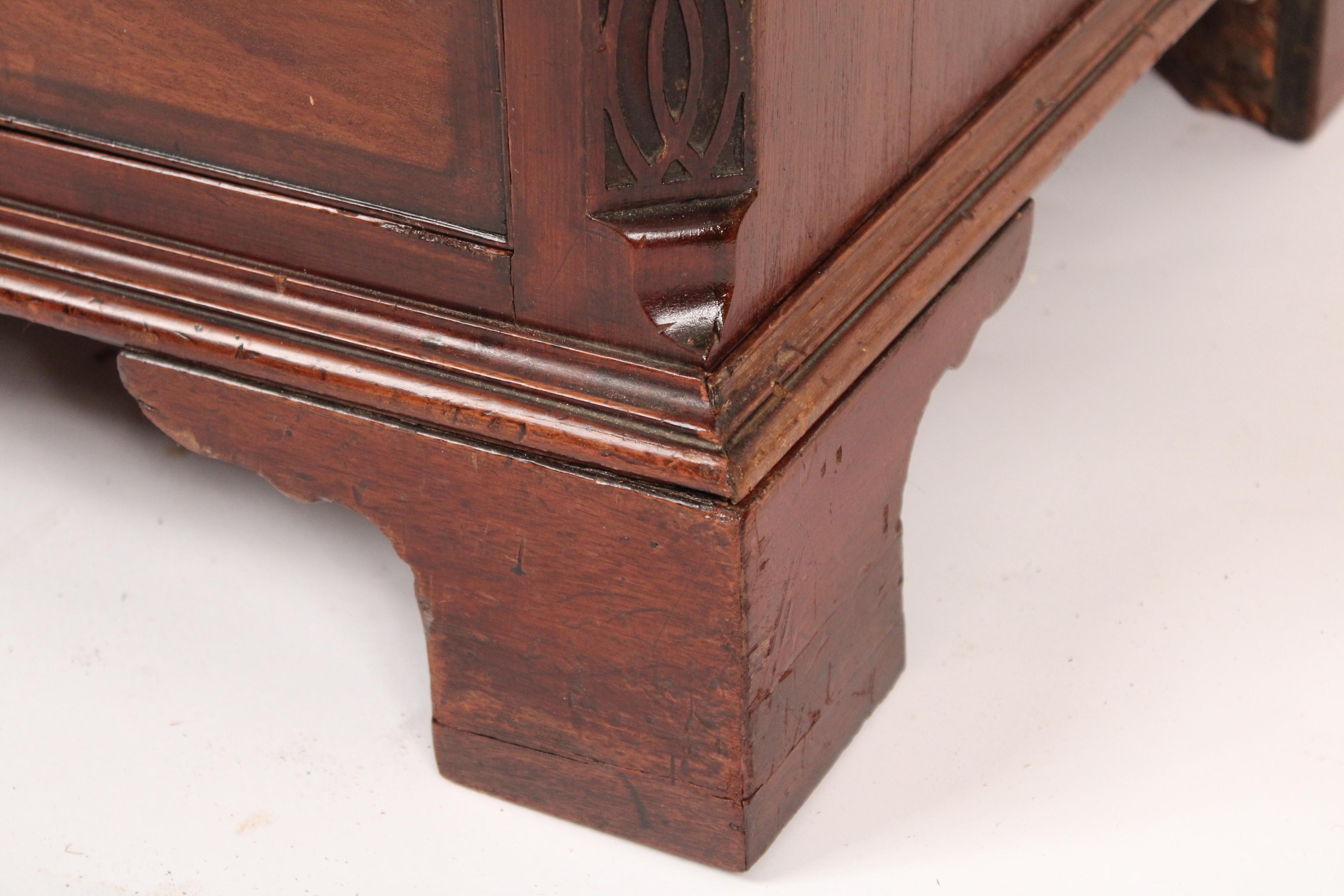 George II Mahogany Bachelors Chest For Sale 2