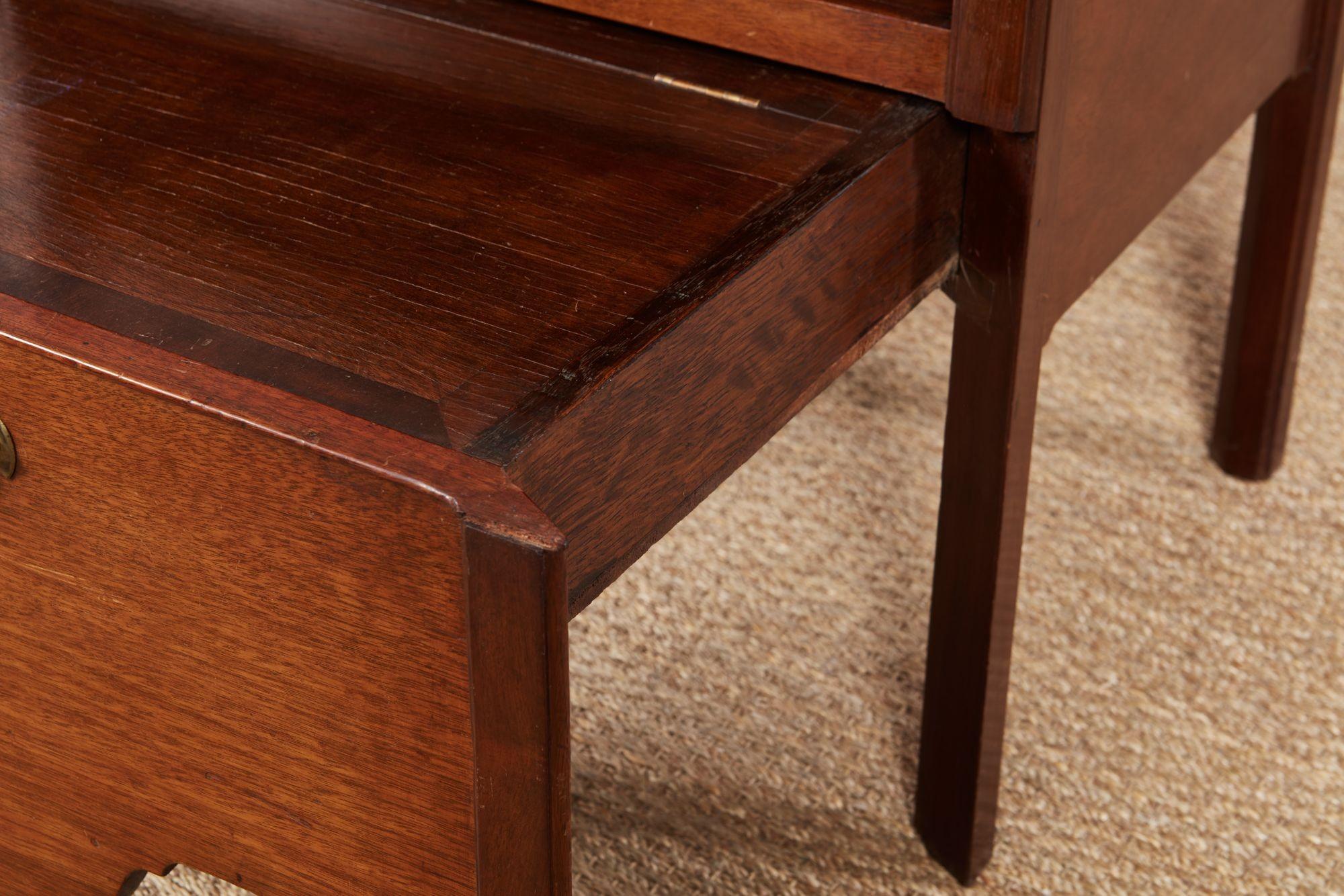 George II Mahogany Bedside Cupboard For Sale 7