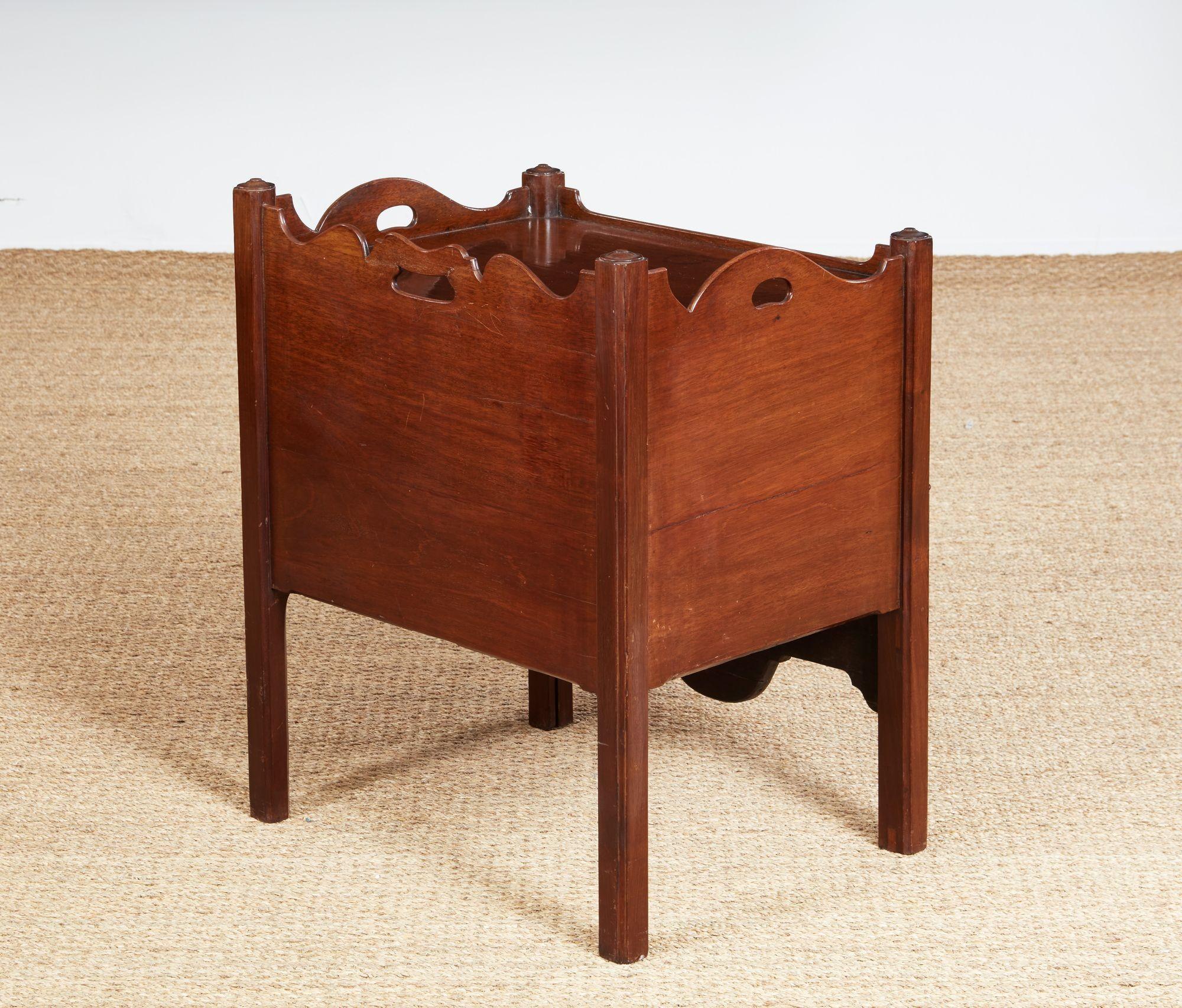 George II Mahogany Bedside Cupboard For Sale 10