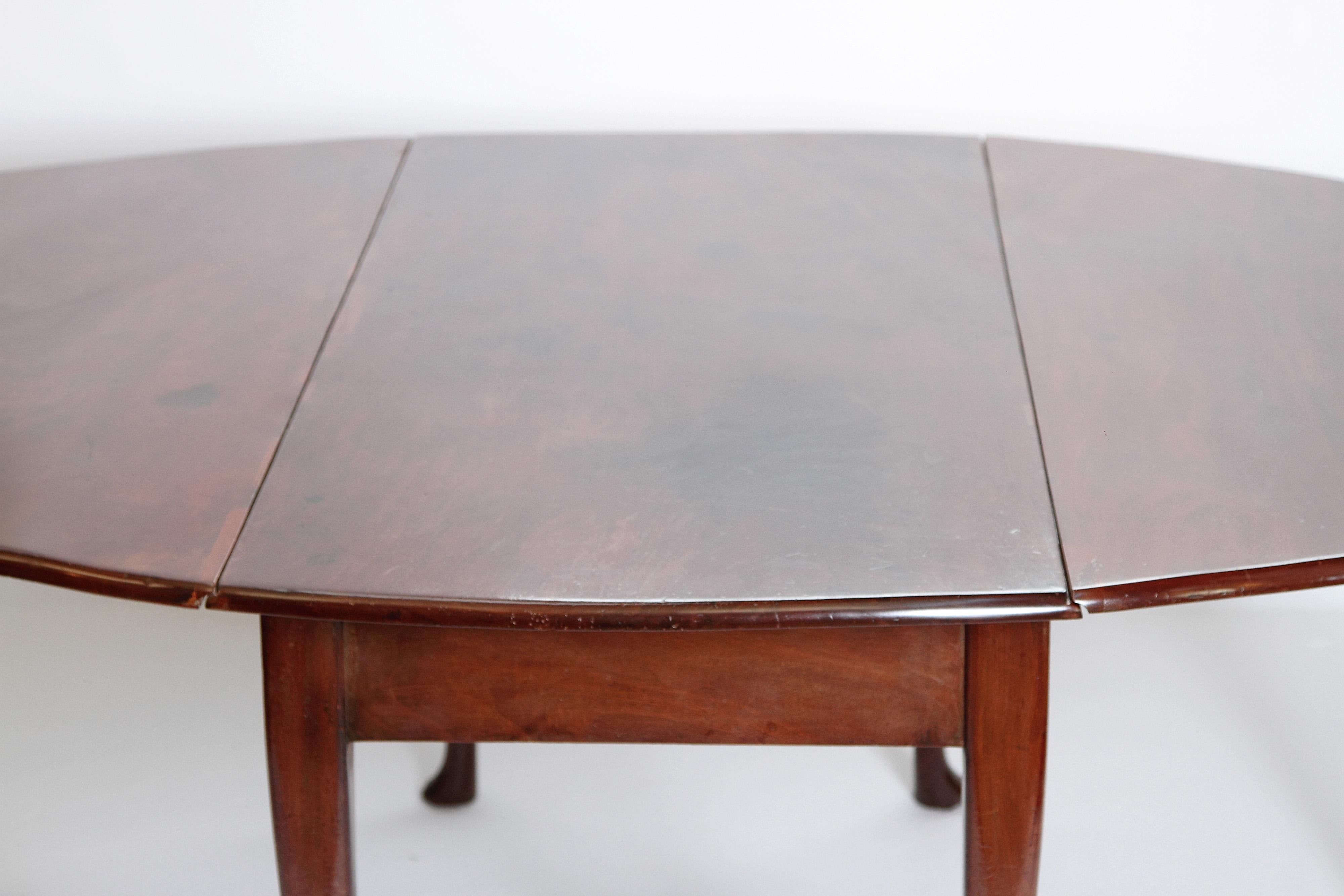 Hand-Carved George II Mahogany Dining Table with Spanish Feet
