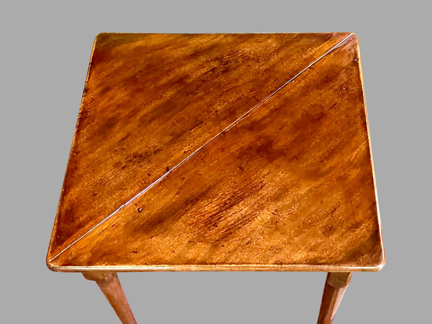 George II Mahogany Envelope or Corner Table Circa 1740 In Good Condition In San Francisco, CA