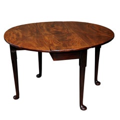 George II Mahogany Pad Foot Oval Gate Leg Table, circa 1740