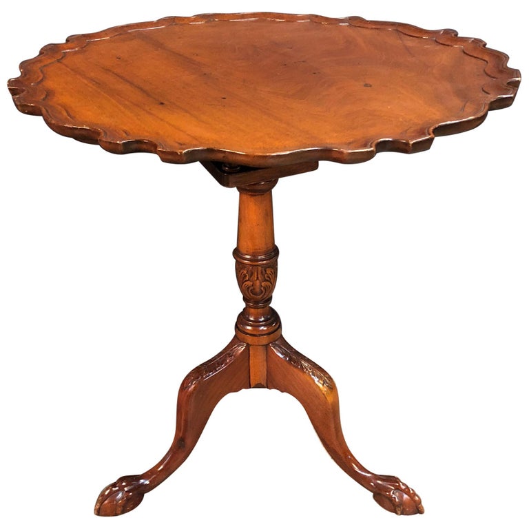 II Mahogany Pie Crust Table For Sale at 1stDibs