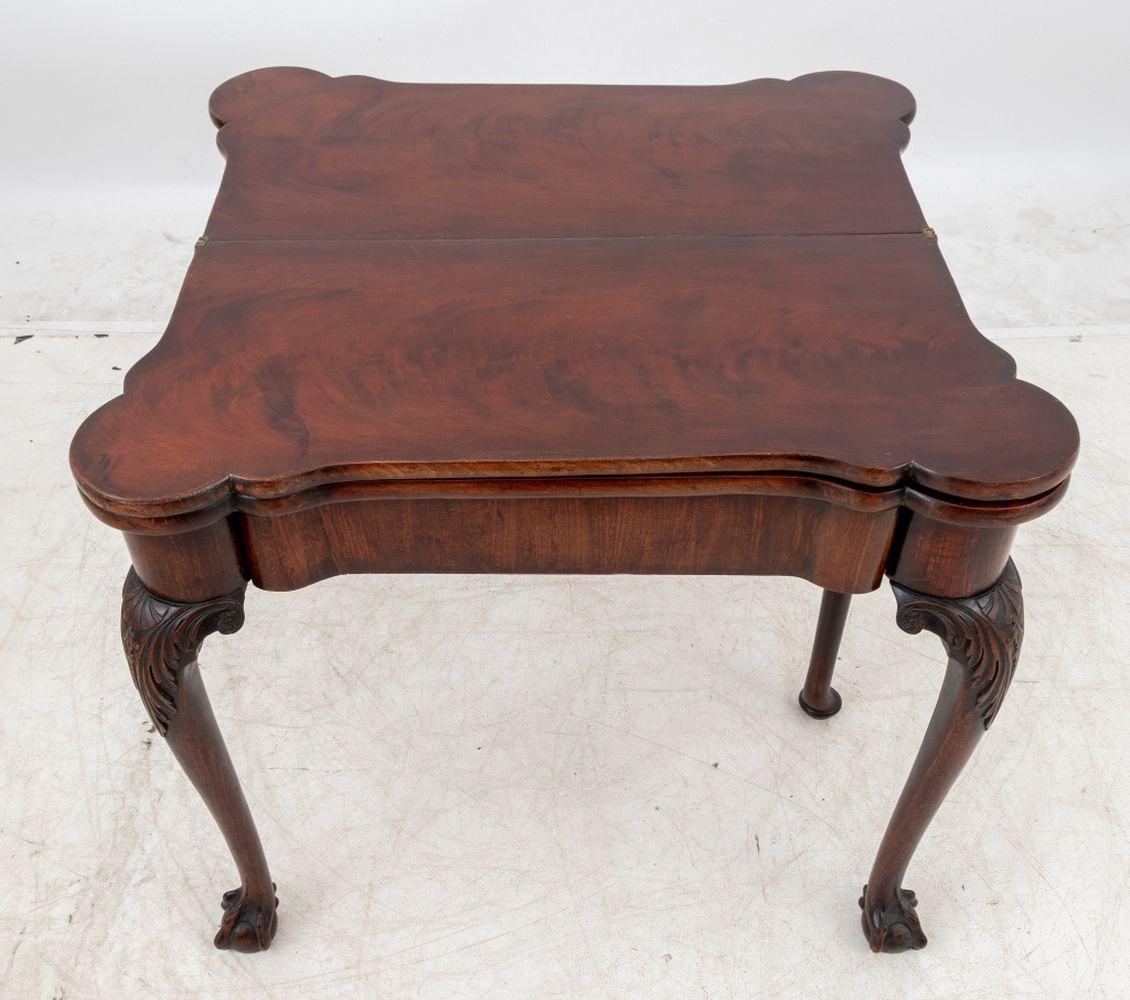 George II Mahogany Triple Fold-Over Games Table For Sale 5