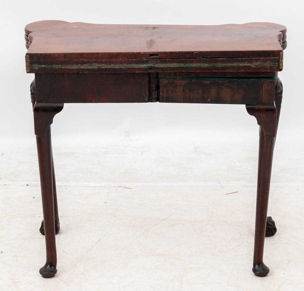 George II Mahogany Triple Fold-Over Games Table For Sale 9