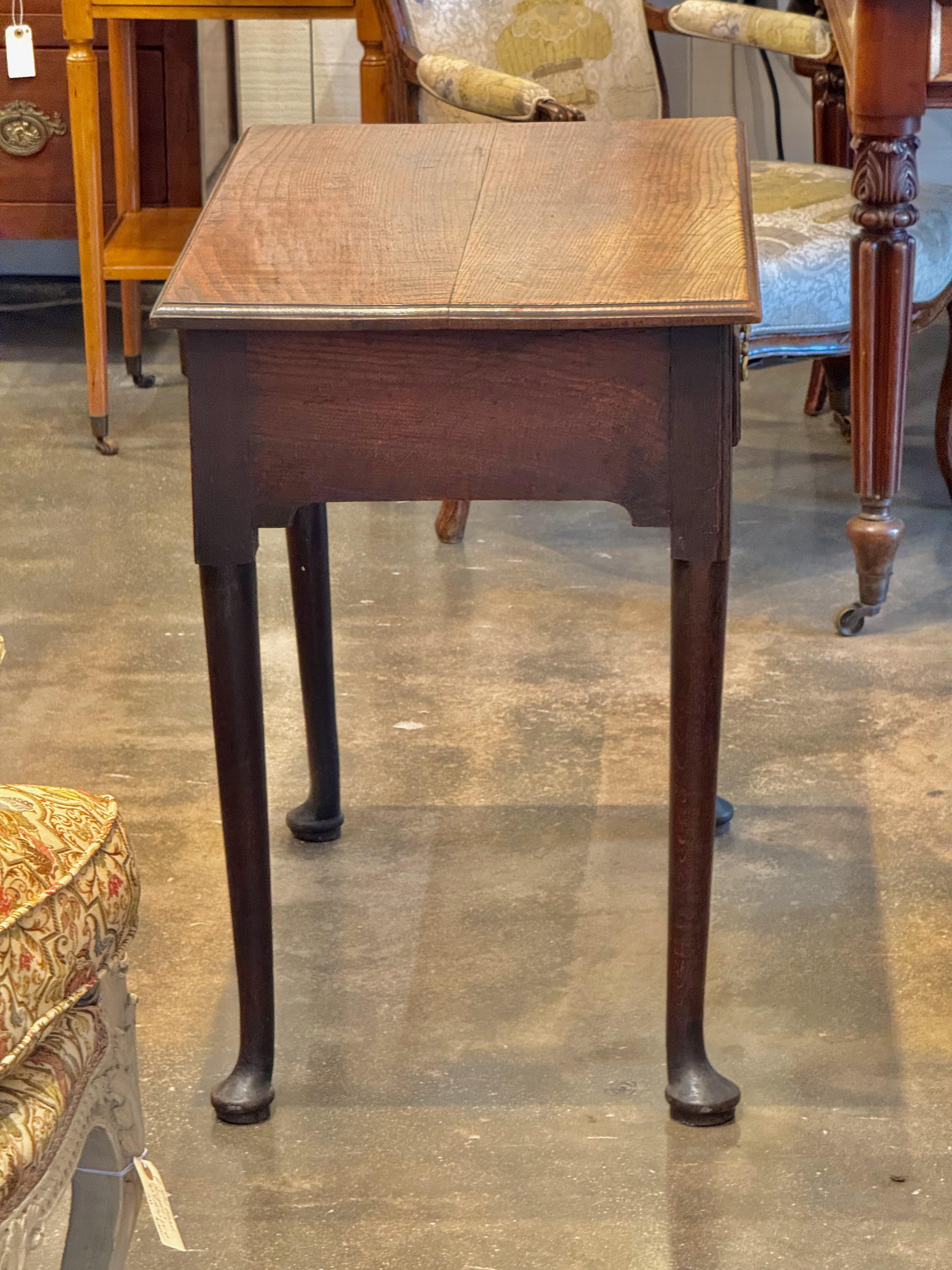 Table d'appoint en Oak George II en vente 4