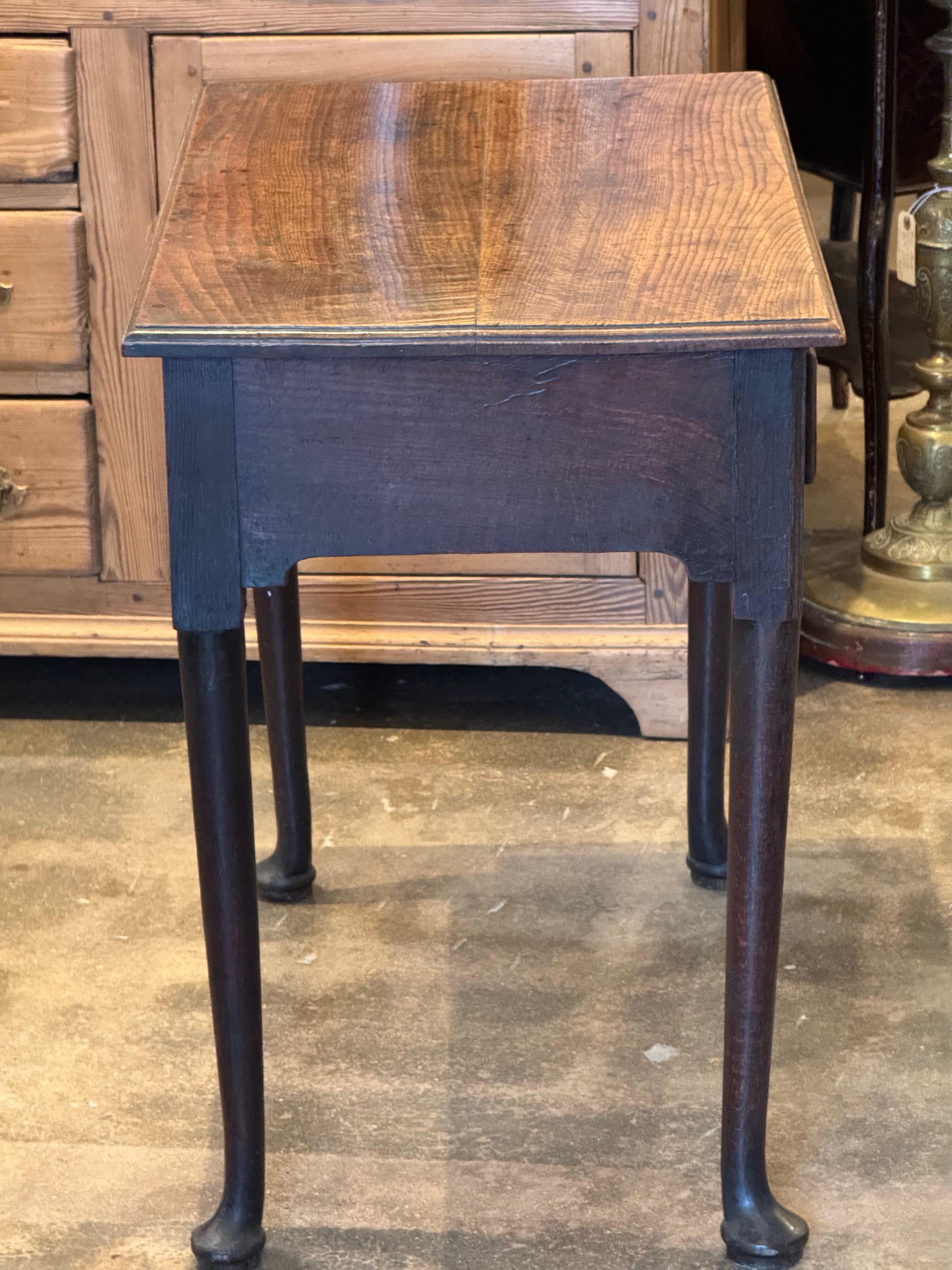 Table d'appoint en Oak George II en vente 5