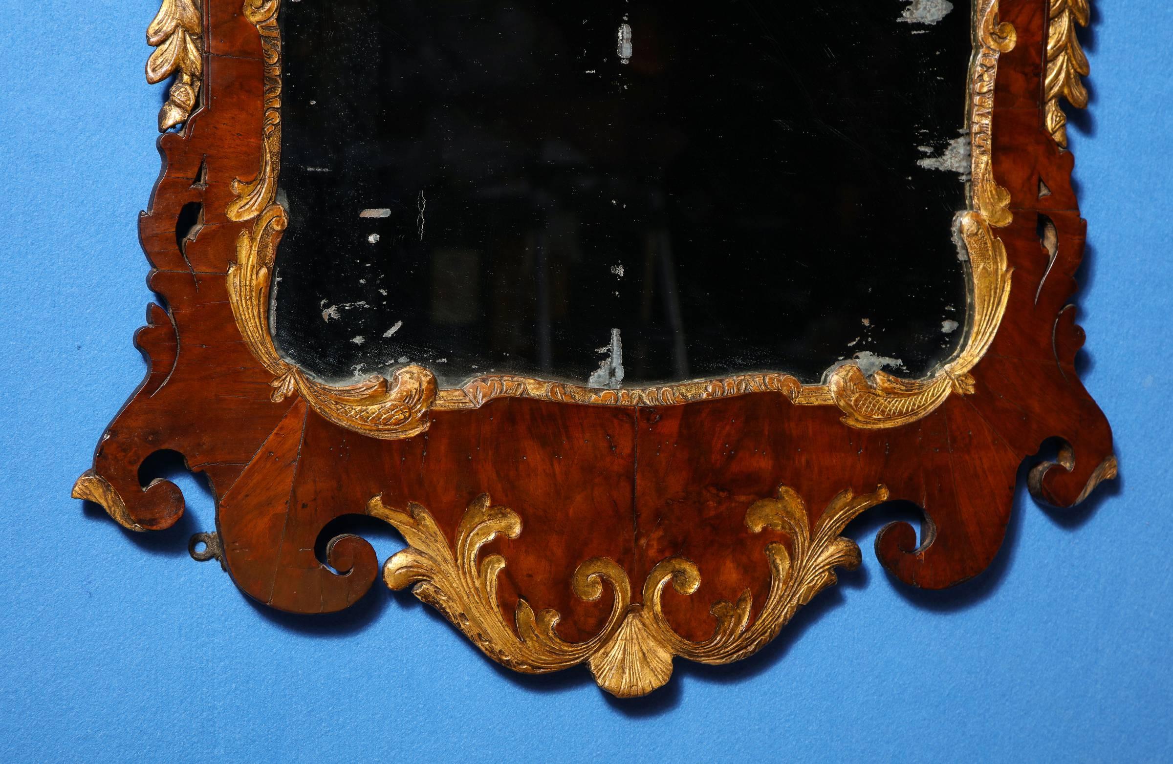 George II Parcel-Gilt Carved Walnut Mirror, 1740 In Stock For Sale 5